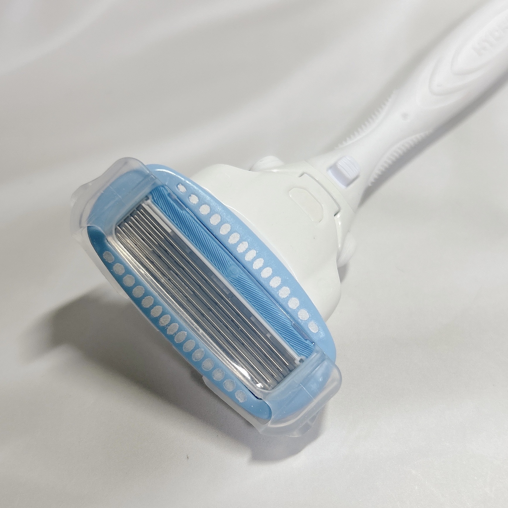 SALON+ ホルダー（刃付き）/サロンプラス/シェーバーを使ったクチコミ（3枚目）