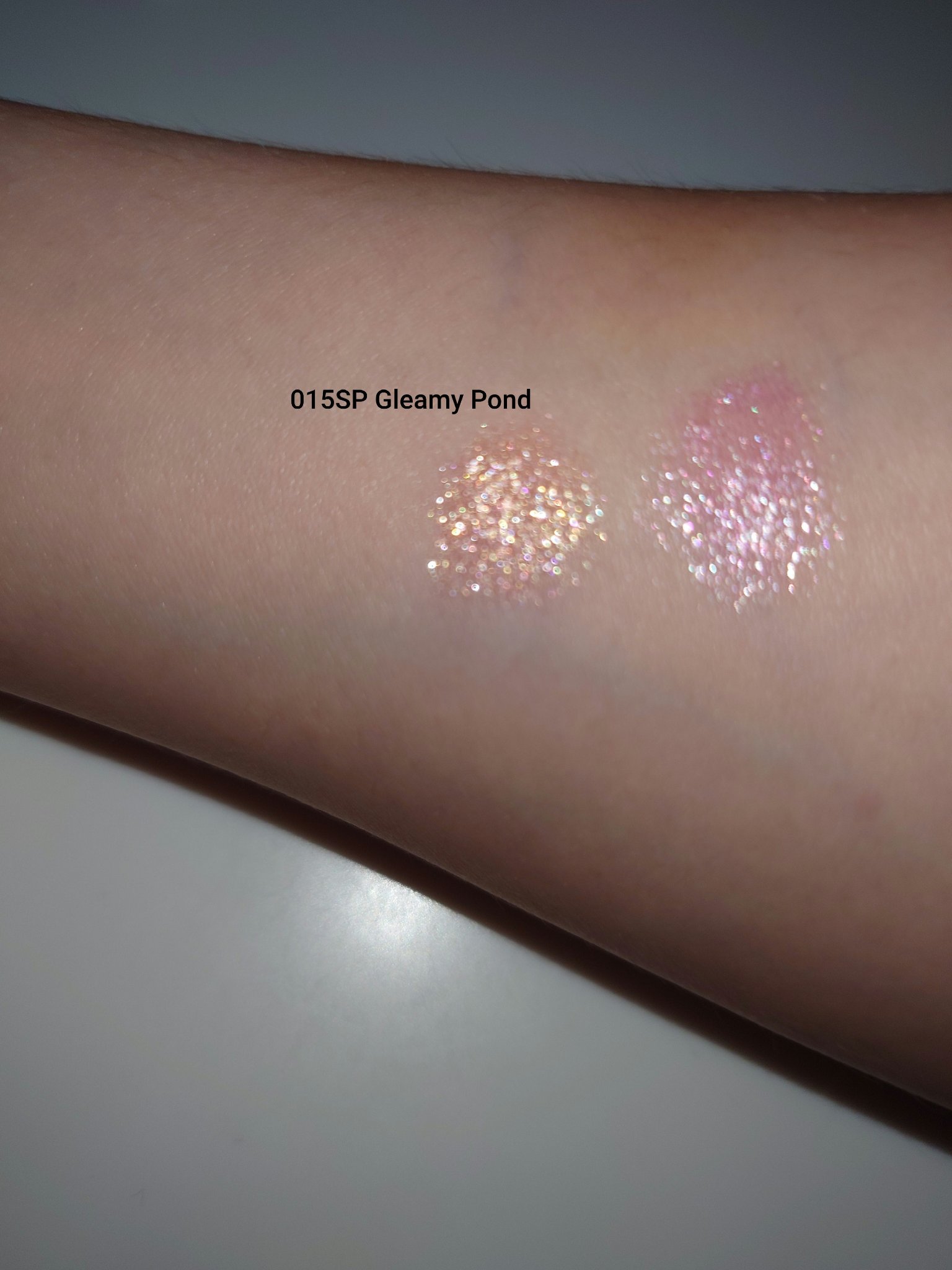 アディクション ザ アイシャドウ スパークル/ADDICTION/単色アイシャドウを使ったクチコミ（3枚目）