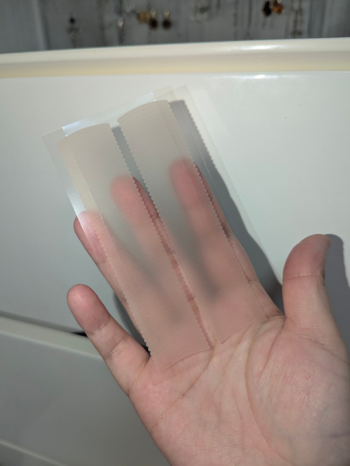 のびーるアイテープ(絆創膏タイプ、レギュラー)/DAISO/二重まぶた用アイテムを使ったクチコミ(3枚目)