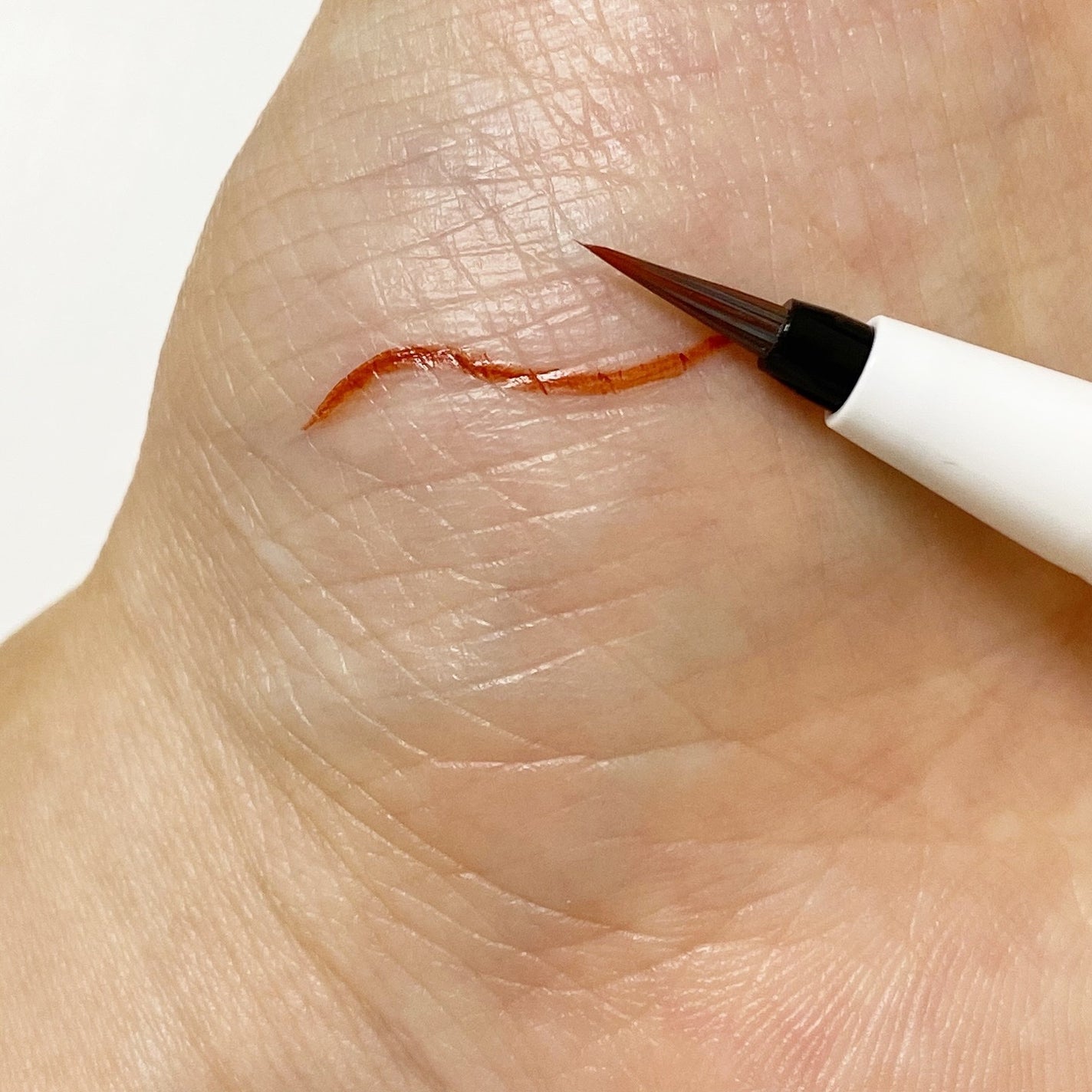 リキッドアイライナー/ルルズコスメティコ/リキッドアイライナーを使ったクチコミ(4枚目)