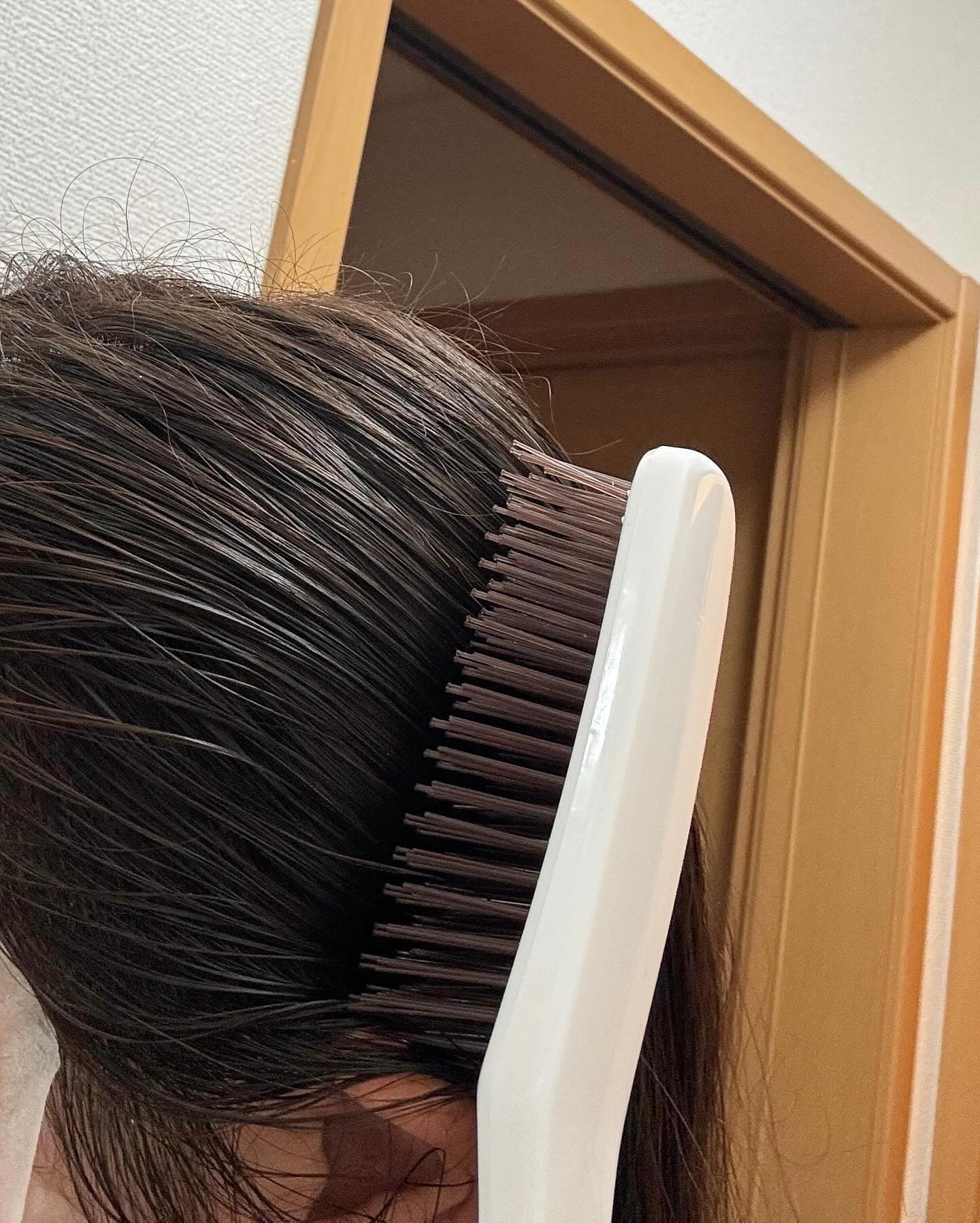 ヘッドスパブラシ/CLAYSEE SPA/スカルプブラシを使ったクチコミ（3枚目）