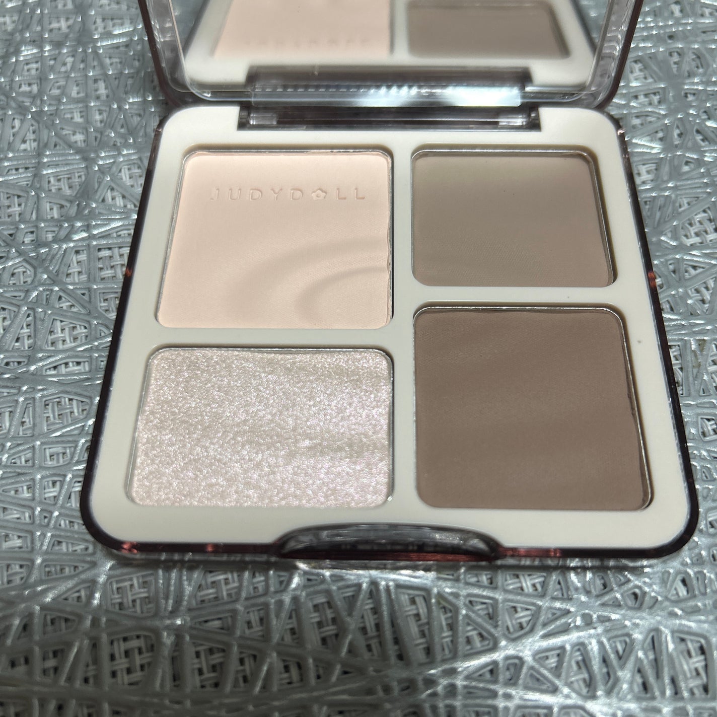 ケイト デザイニングアイブロウ3D/KATE/パウダーアイブロウを使ったクチコミ(4枚目)