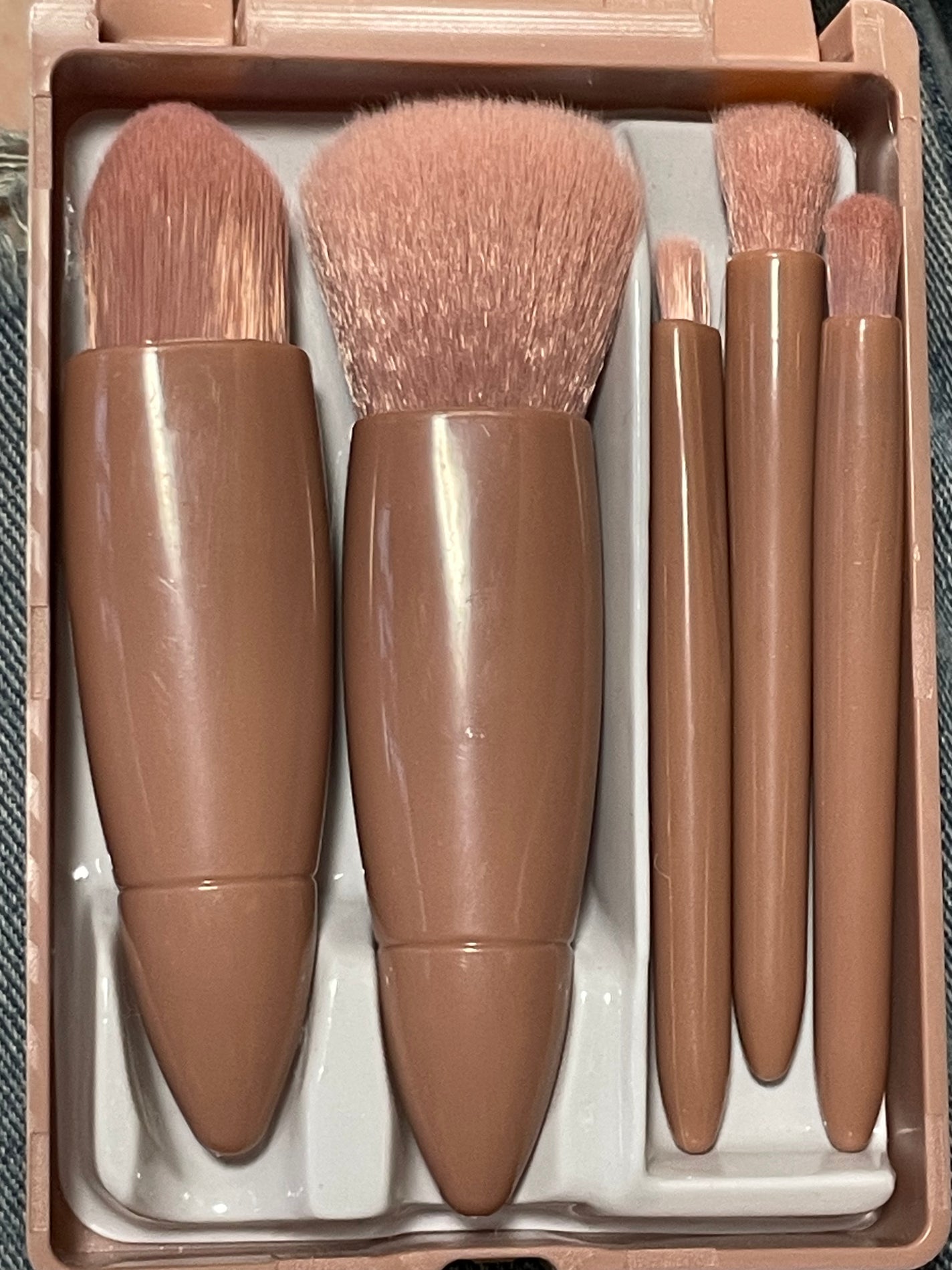 化粧ブラシセット(5本)/DAISO/メイクブラシを使ったクチコミ(2枚目)