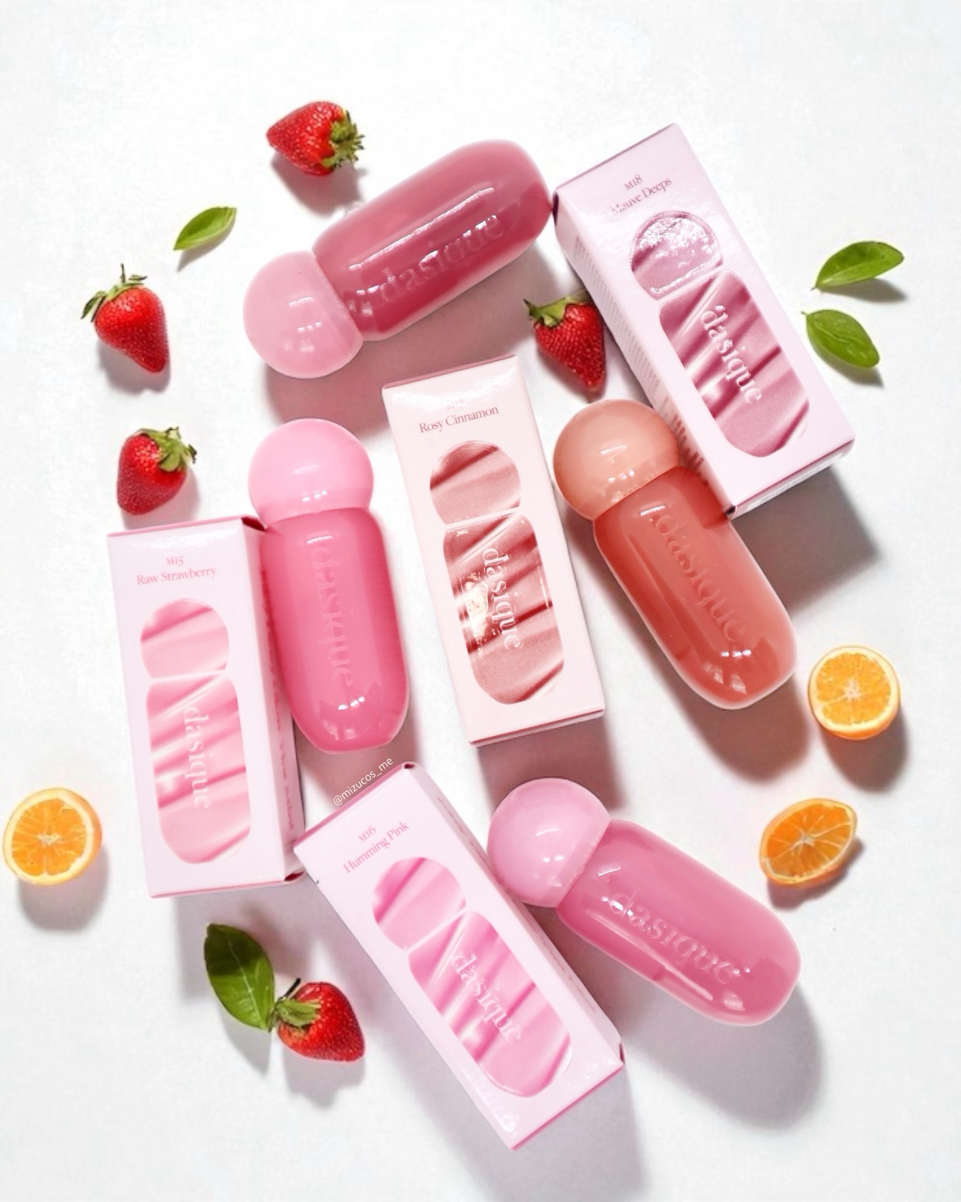 ぷるんと果汁ミニリップ💄
＝＝＝＝＝＝＝＝＝＝＝＝＝＝＝＝＝＝＝
dasique（ @dasique_jp ）
  ジューシーデューイグロウティント
  ミニサイズ
＝＝＝＝＝＝＝＝＝＝＝＝＝＝＝＝＝＝＝
⁡
最近SNSでも話題の #ミニ