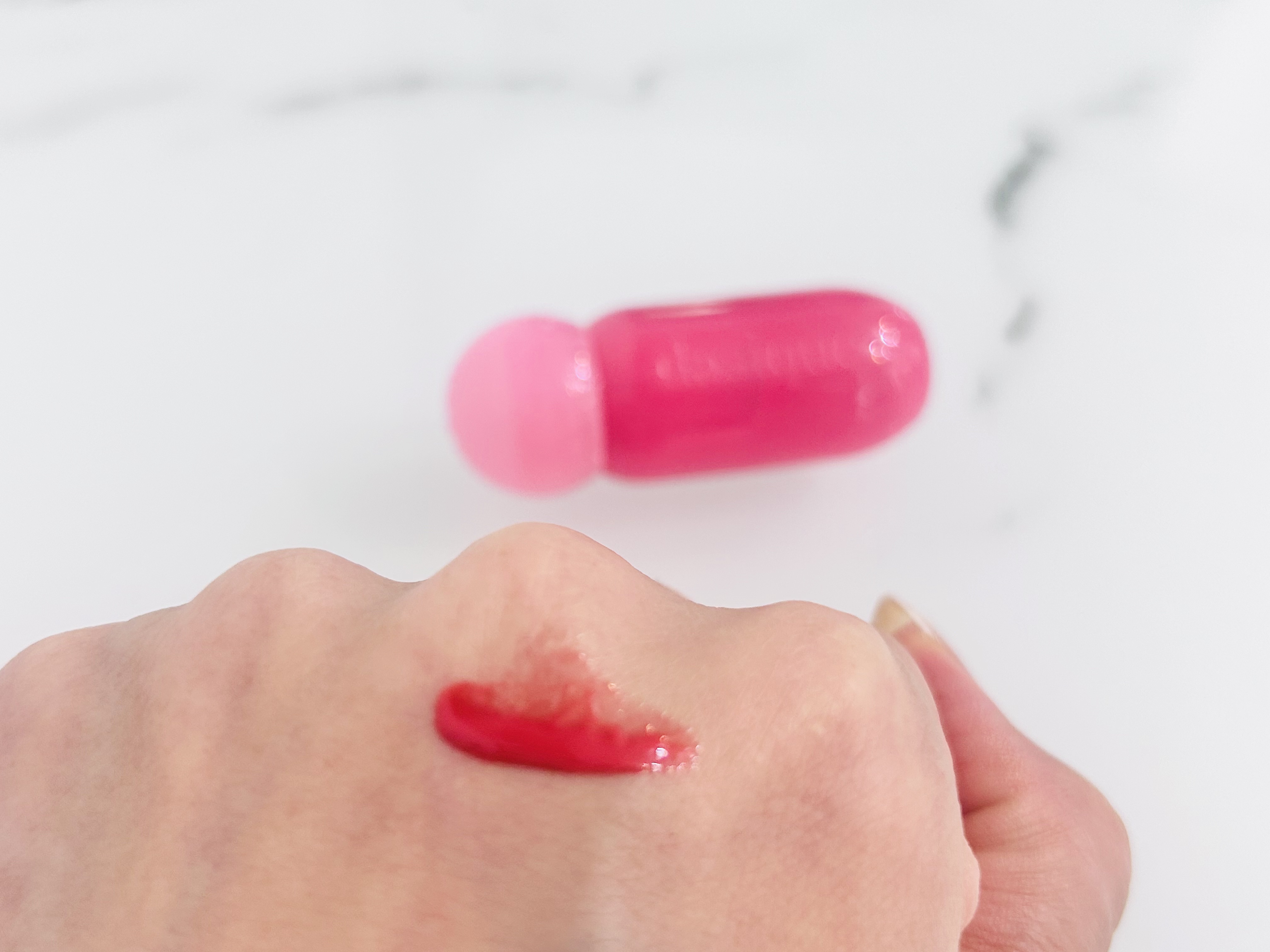 ジューシーデューイグロウティント 10 ベリースウィーティー/dasique/リップティントを使ったクチコミ（3枚目）