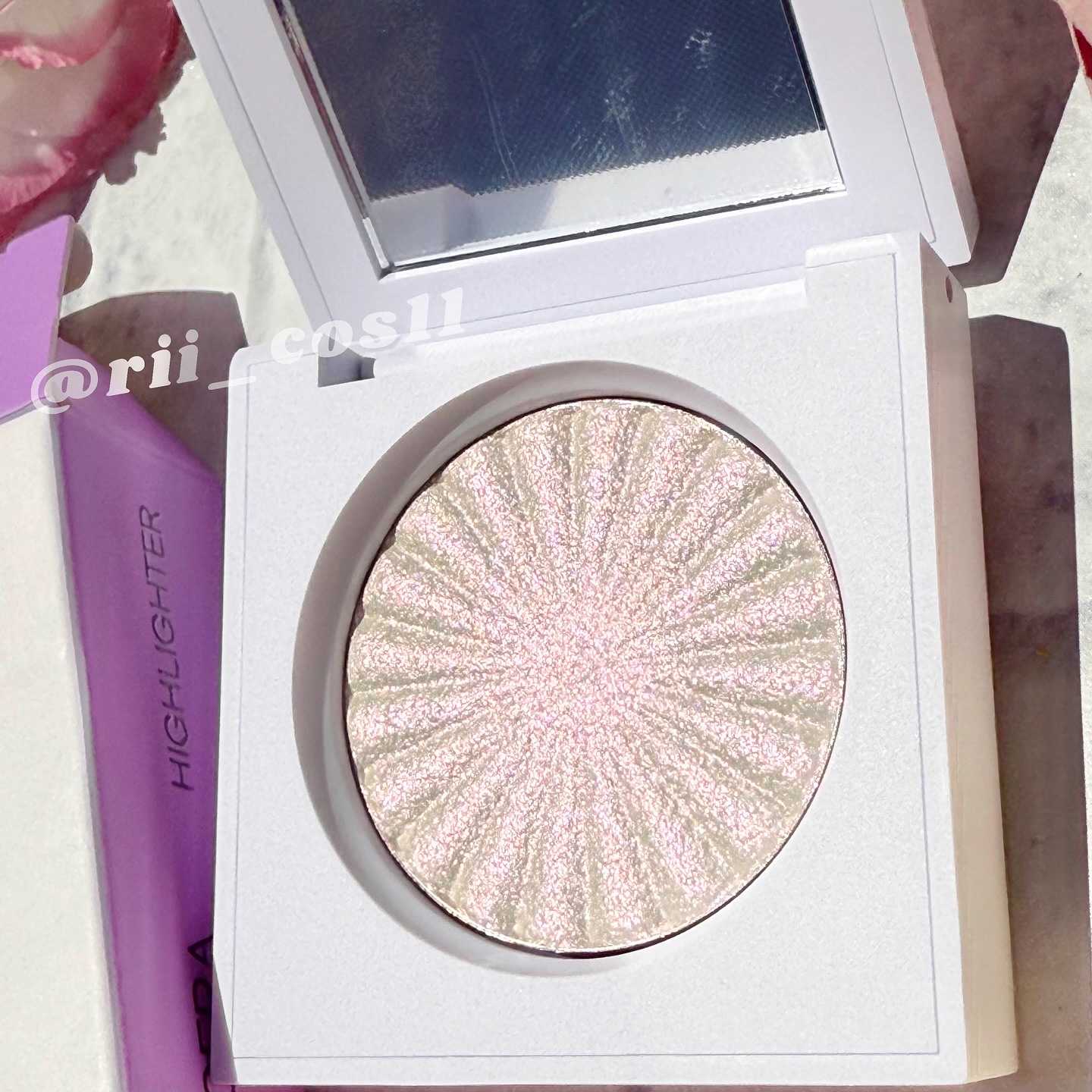 OFRA mini Highlighter/Ofra Cosmetics/パウダーハイライトを使ったクチコミ（3枚目）