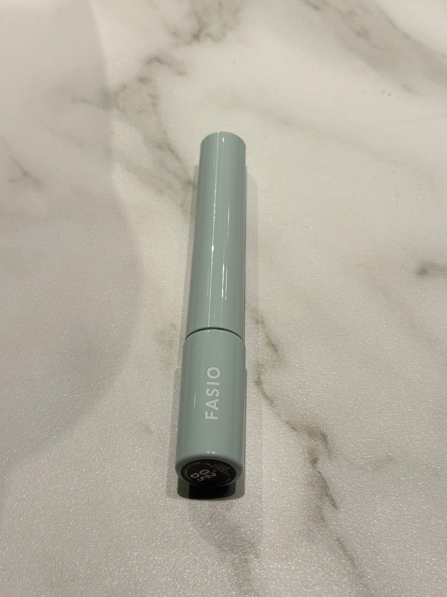 にじまない リキッド アイライナー/FASIO/リキッドアイライナーを使ったクチコミ(1枚目)