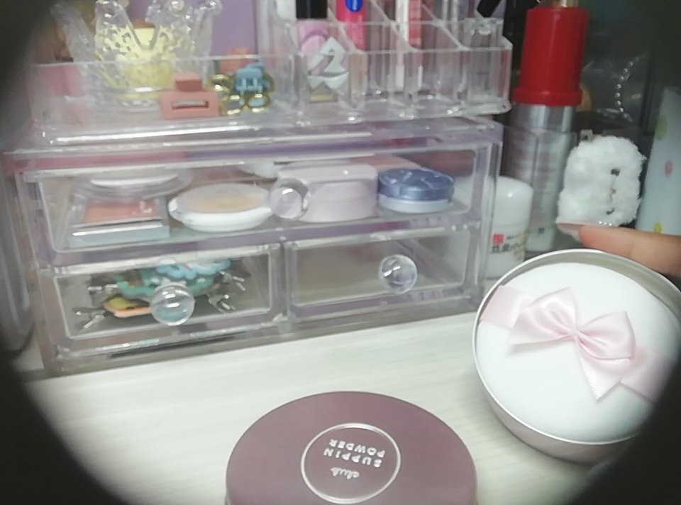 すっぴんパウダーC パステルローズの香り/クラブ/プレストパウダーを使ったクチコミ（2枚目）