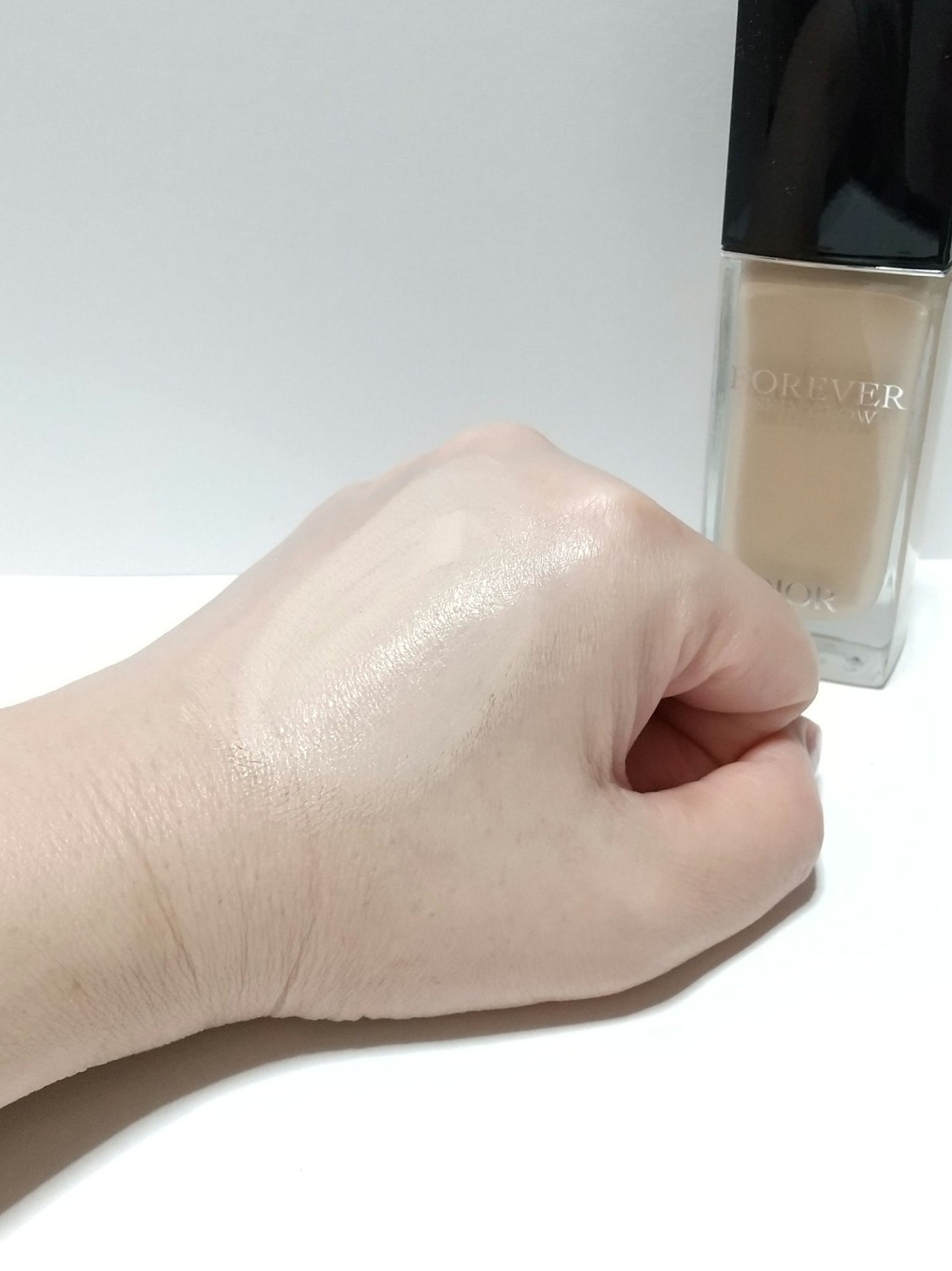 ディオールスキン フォーエヴァー フルイド グロウ/Dior/リキッドファンデーションを使ったクチコミ(3枚目)