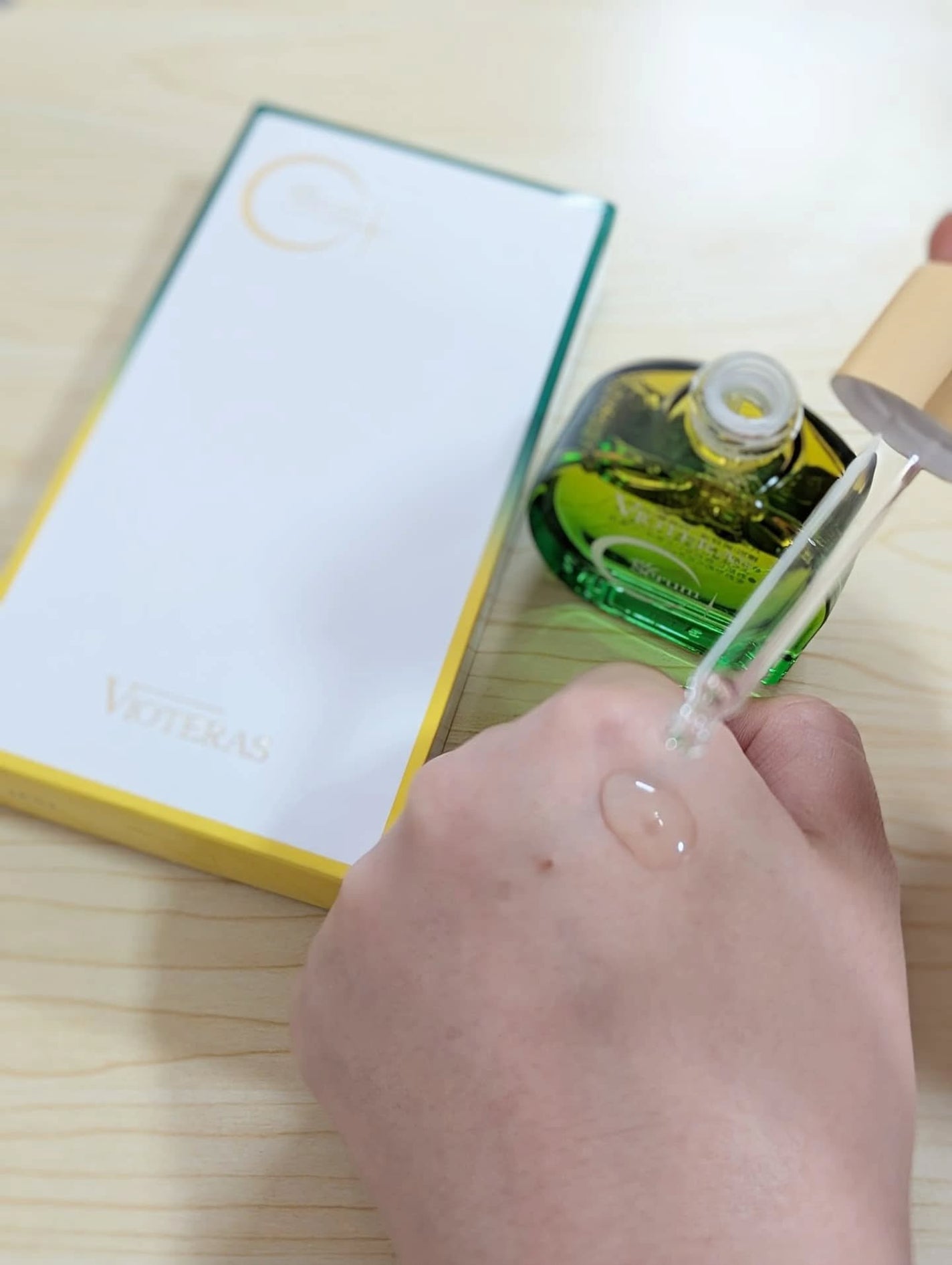 ありがとうこ on LIPS 「VIOTERAS(ヴィオテラス)C+クリアセラム美容液発酵コラ..」(2枚目)