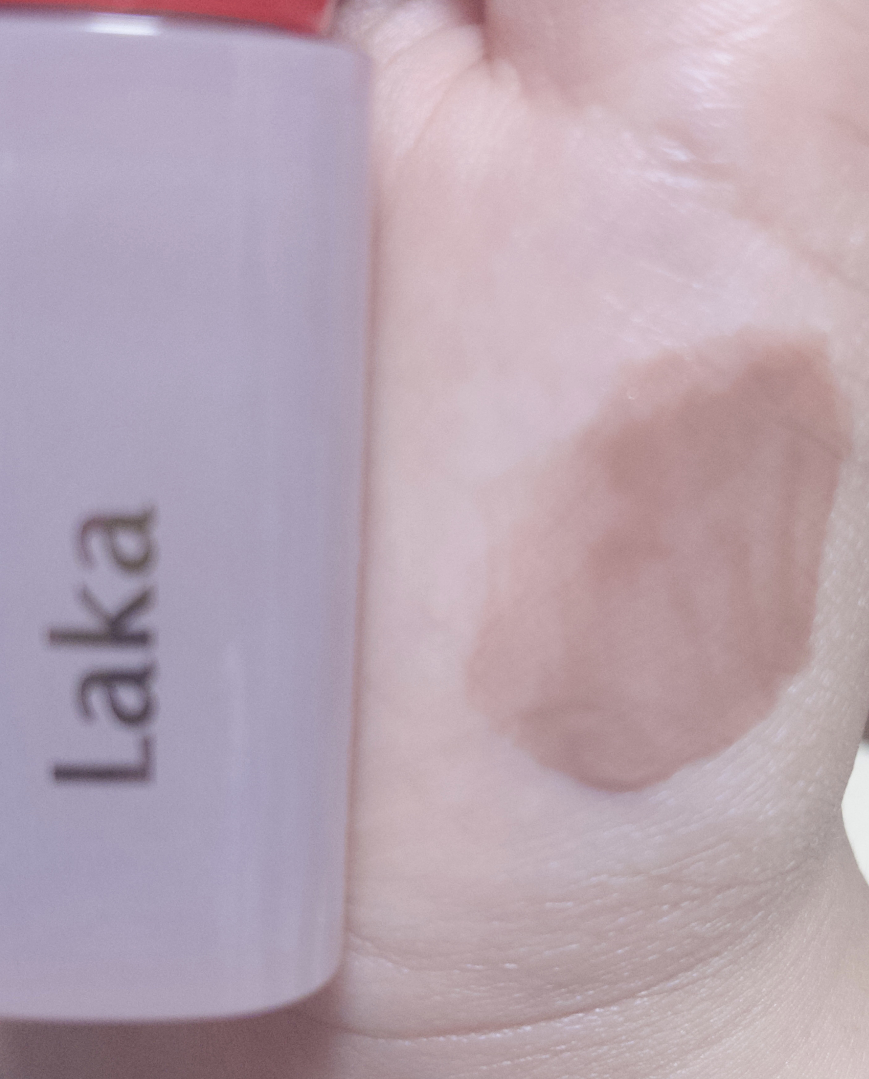 ポッピングバルーンティント ＃991　ヘイジー/Laka/リップティントを使ったクチコミ（1枚目）