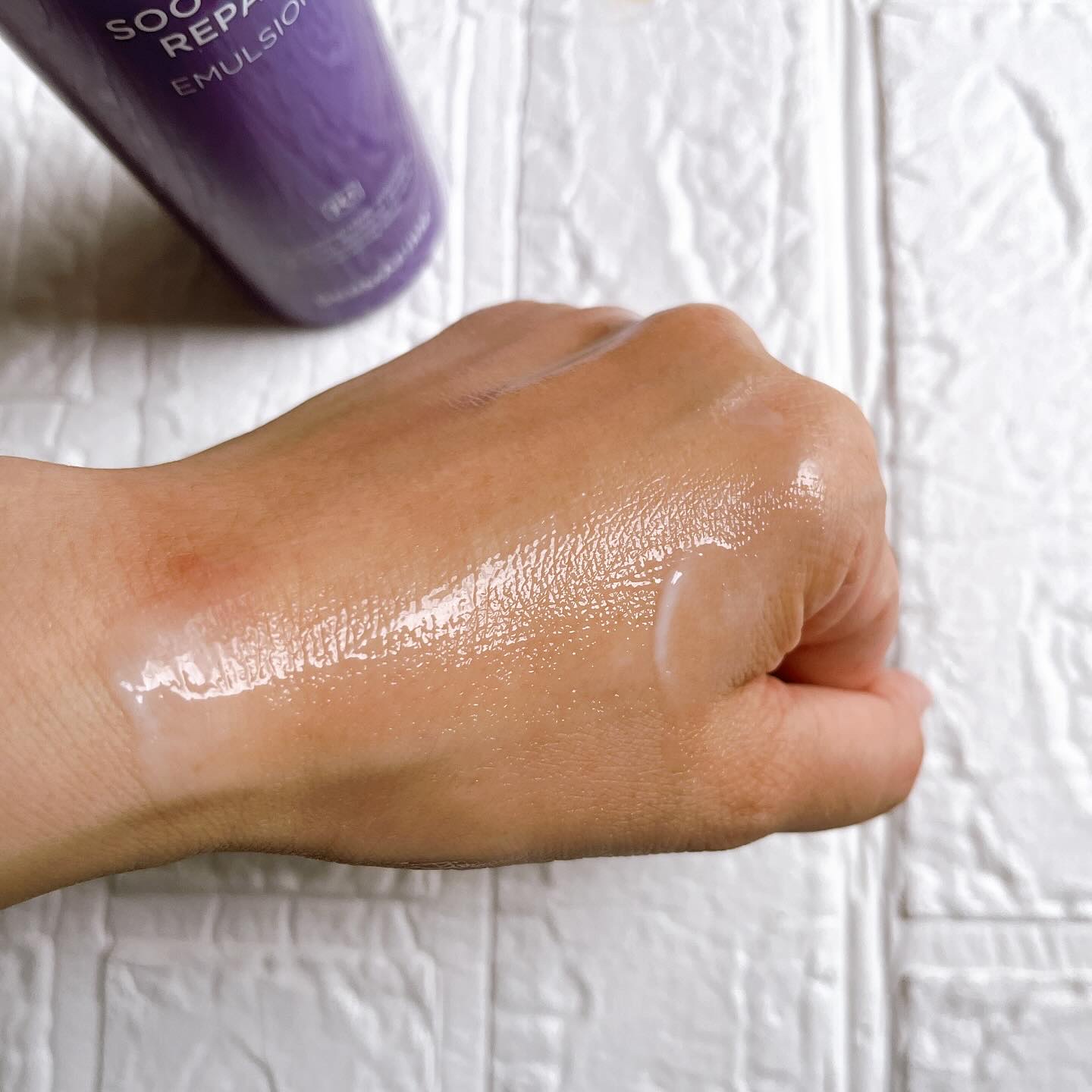 [R4] スージングリペアエマルジョン/ダーマファーム/乳液を使ったクチコミ（3枚目）