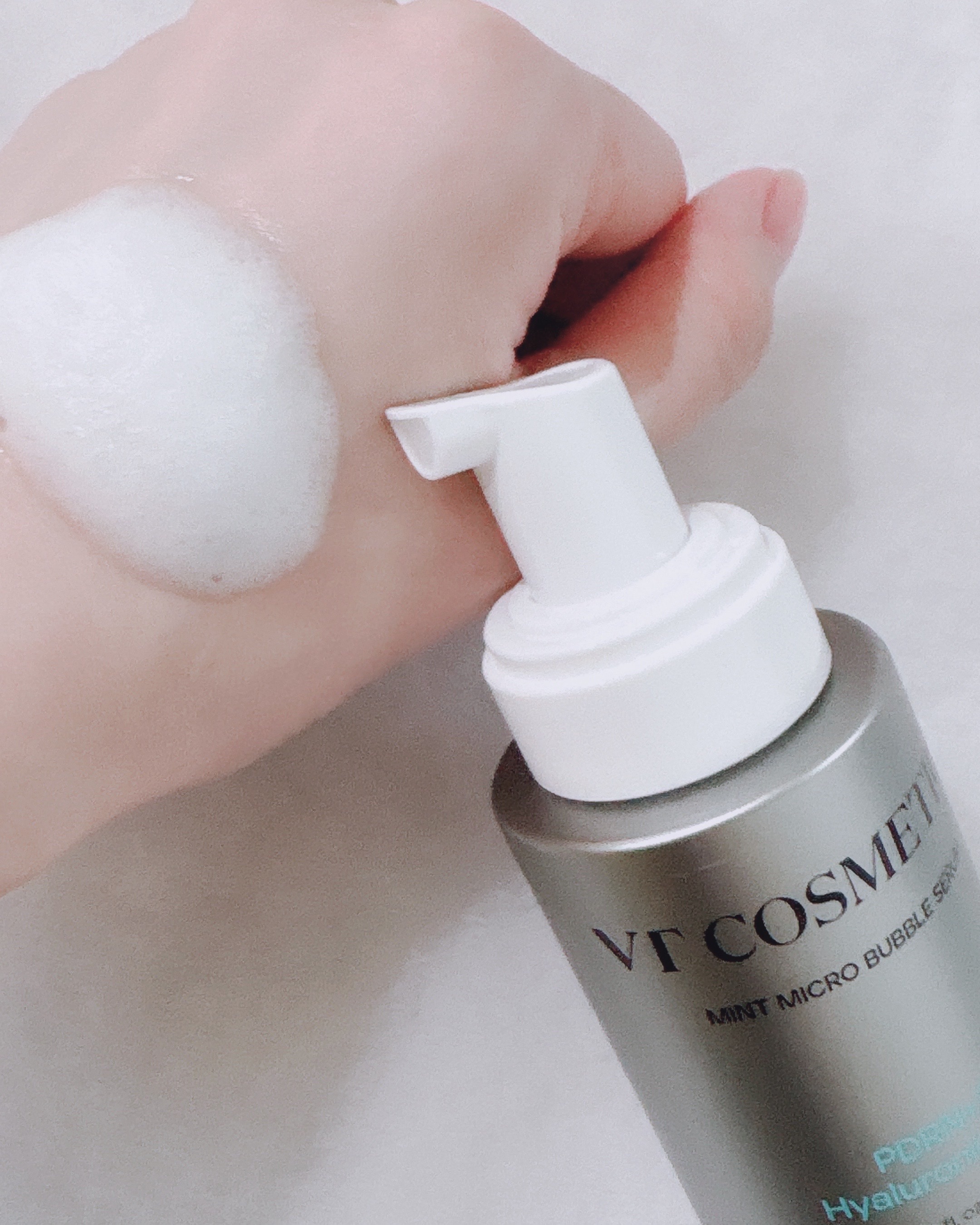 ナイアシンアミド グルタチオン イエローマイクロバブルセラム/VT/美容液を使ったクチコミ（2枚目）