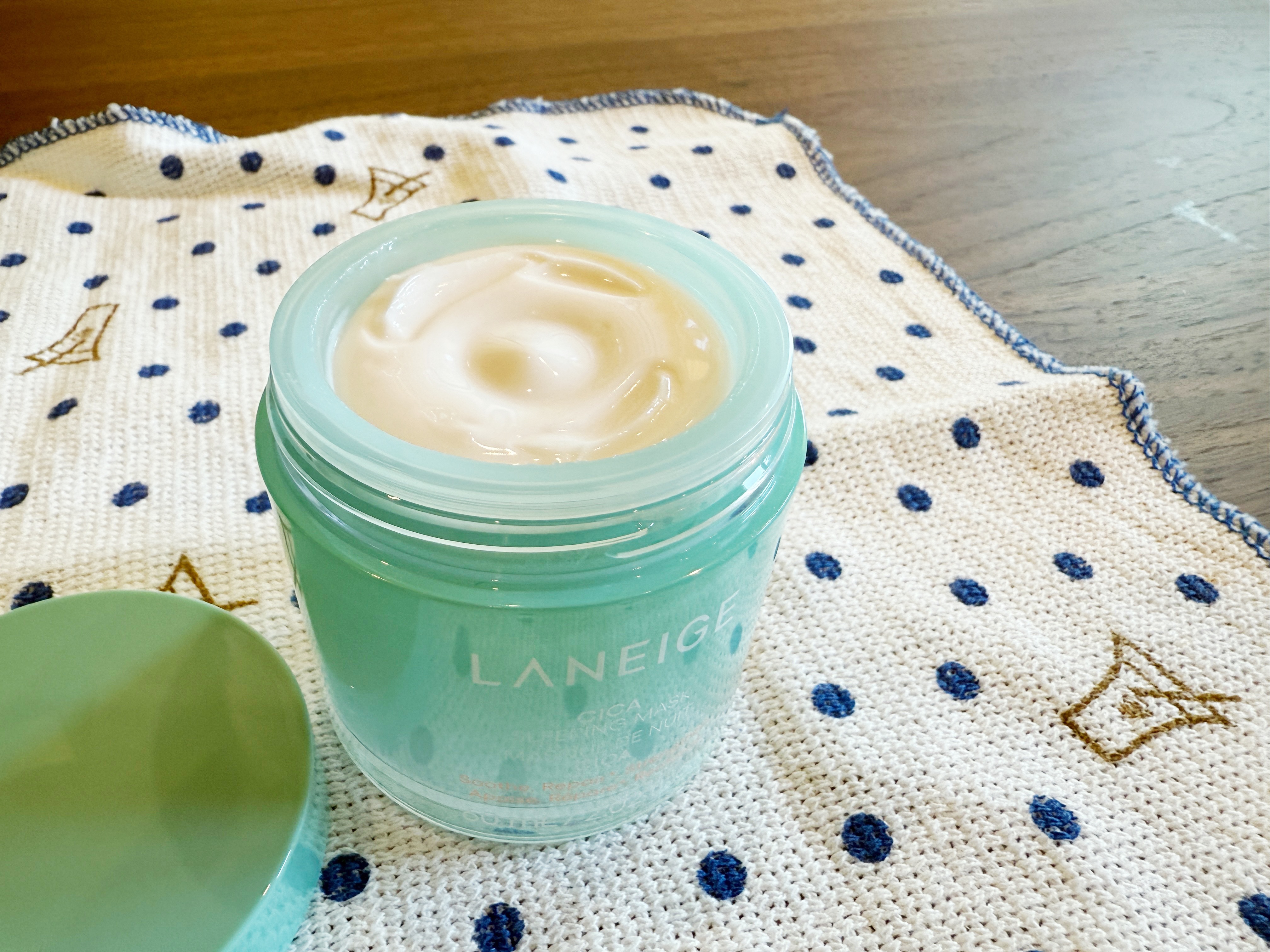 シカスリーピングマスク N/LANEIGE/フェイスクリームを使ったクチコミ（2枚目）