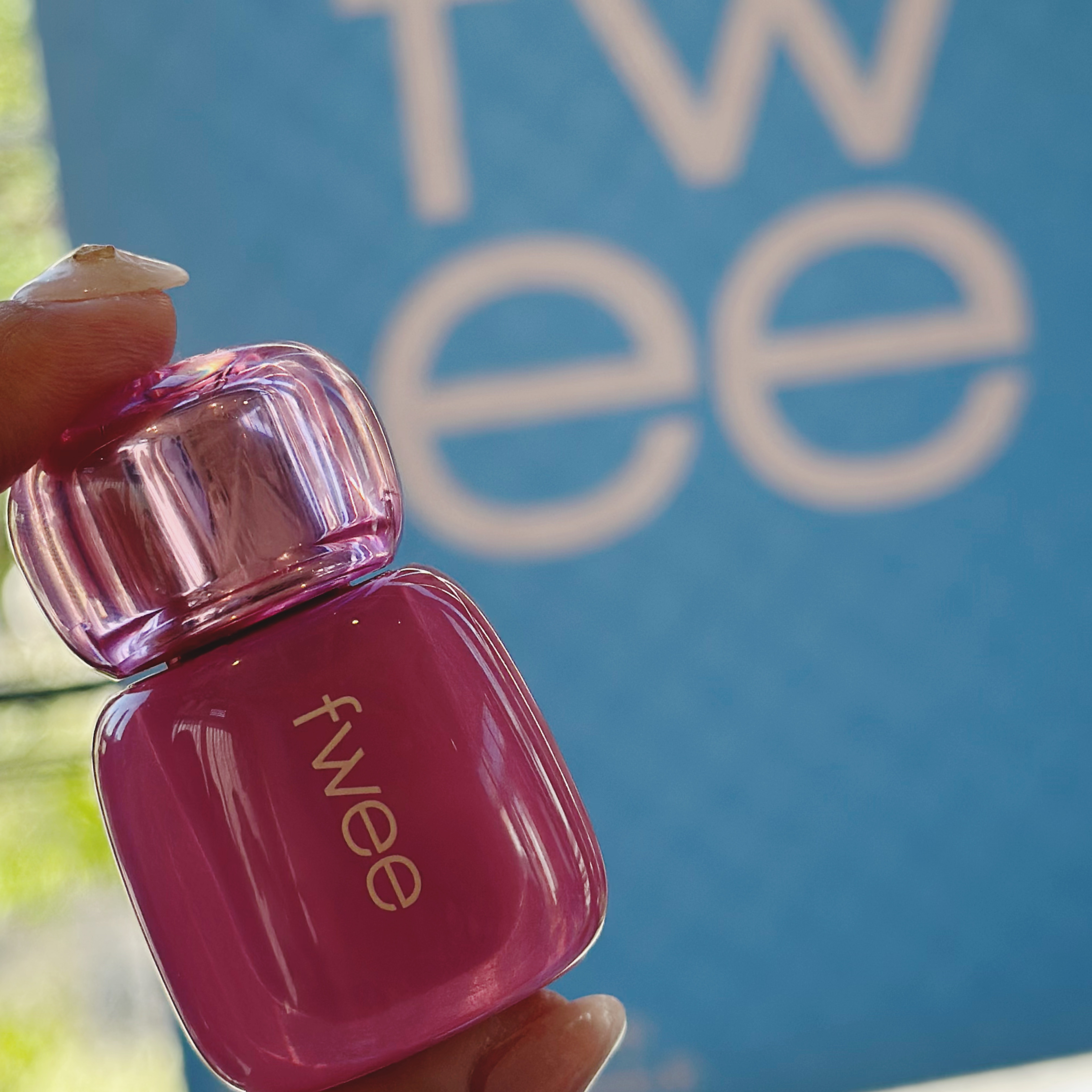 フィー 3Dボリューミングティント/fwee/リップティントを使ったクチコミ（3枚目）