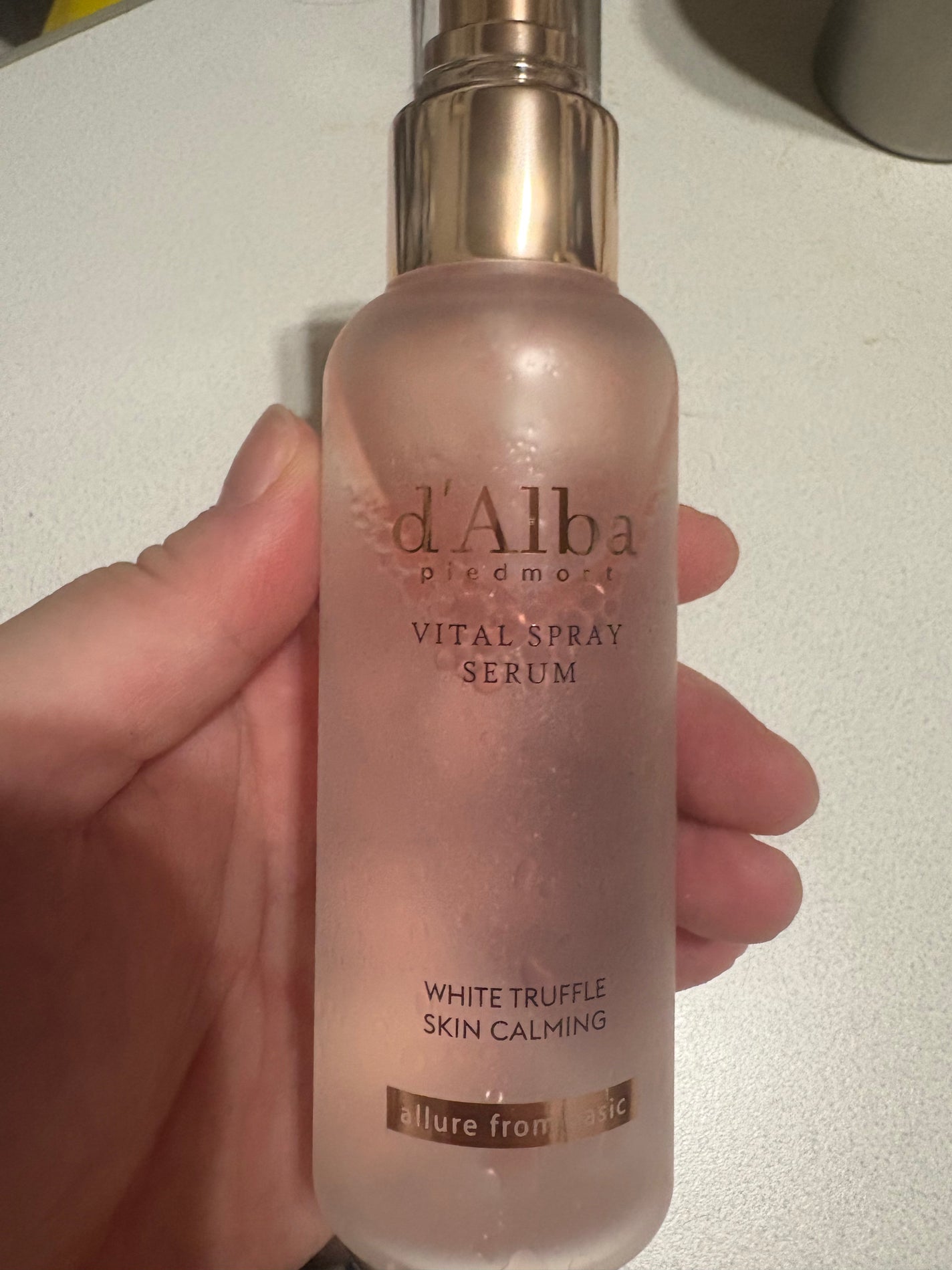 ダルバ ホワイトトリュフバイタルスプレーセラム/ダルバ/ミスト状化粧水を使ったクチコミ(2枚目)