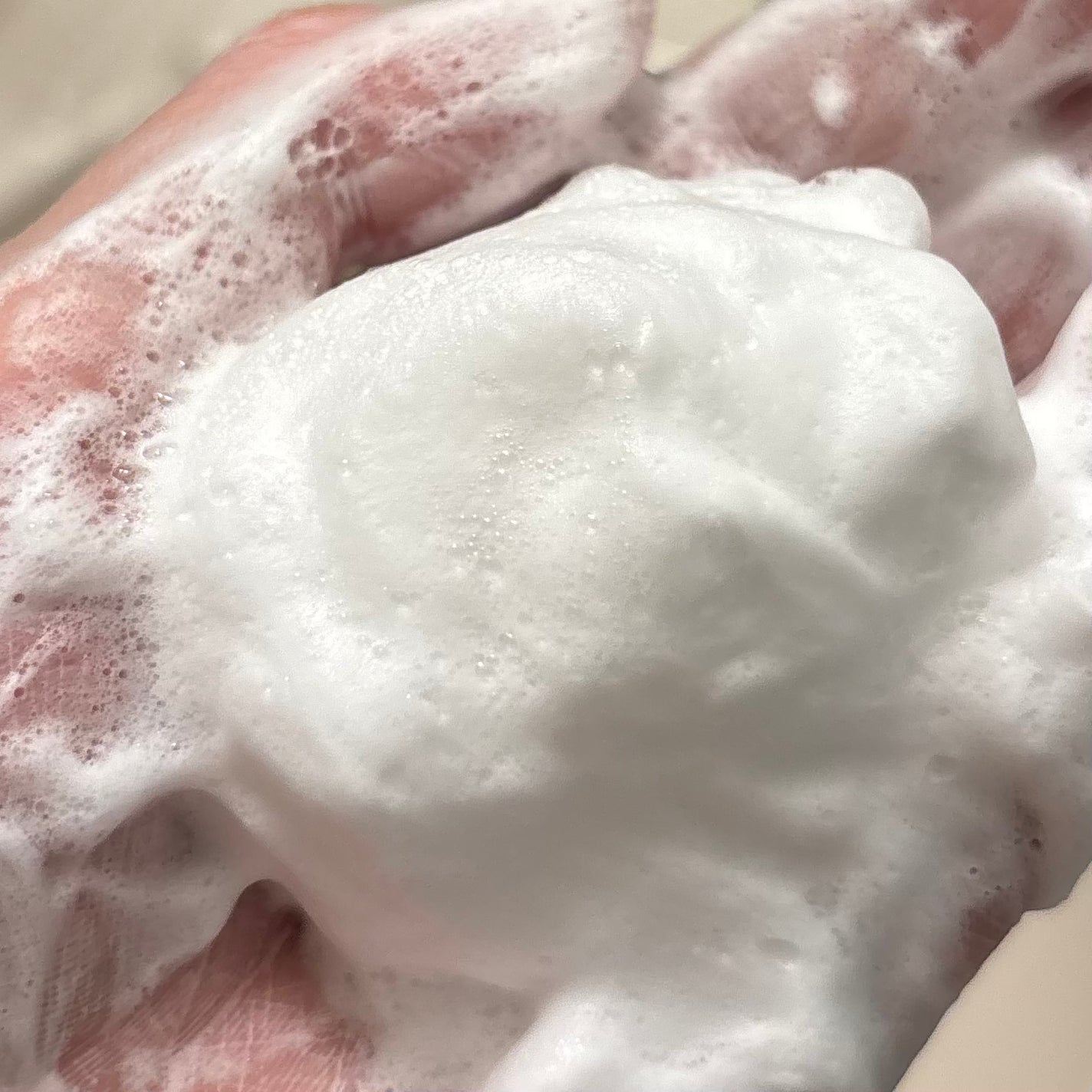 センカ プレミアムパーフェクトホイップクリア (医薬部外品)/SENKA(専科)/洗顔フォームを使ったクチコミ(5枚目)