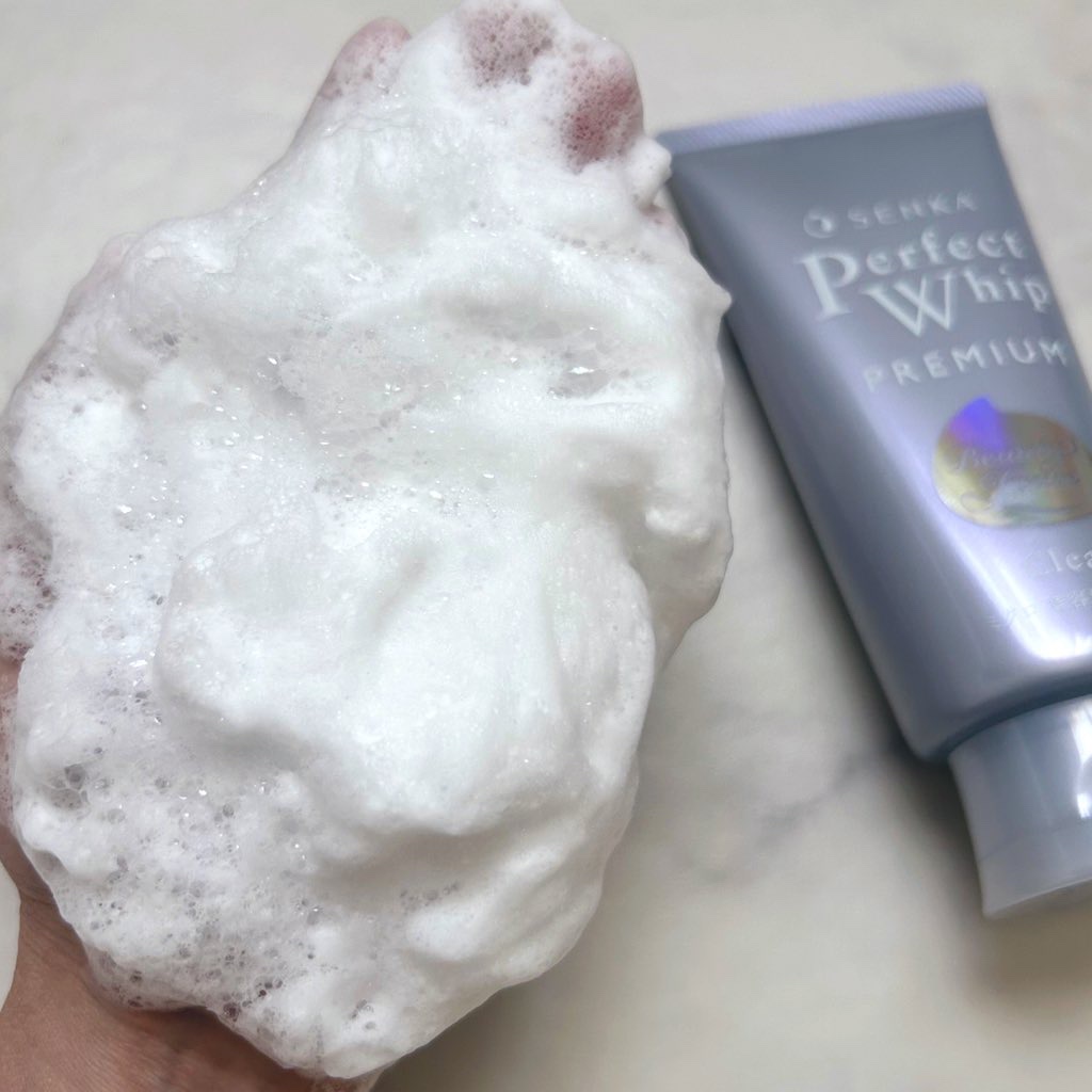 センカ　プレミアムパーフェクトホイップクリア　（医薬部外品）/SENKA（専科）/洗顔フォームを使ったクチコミ（3枚目）