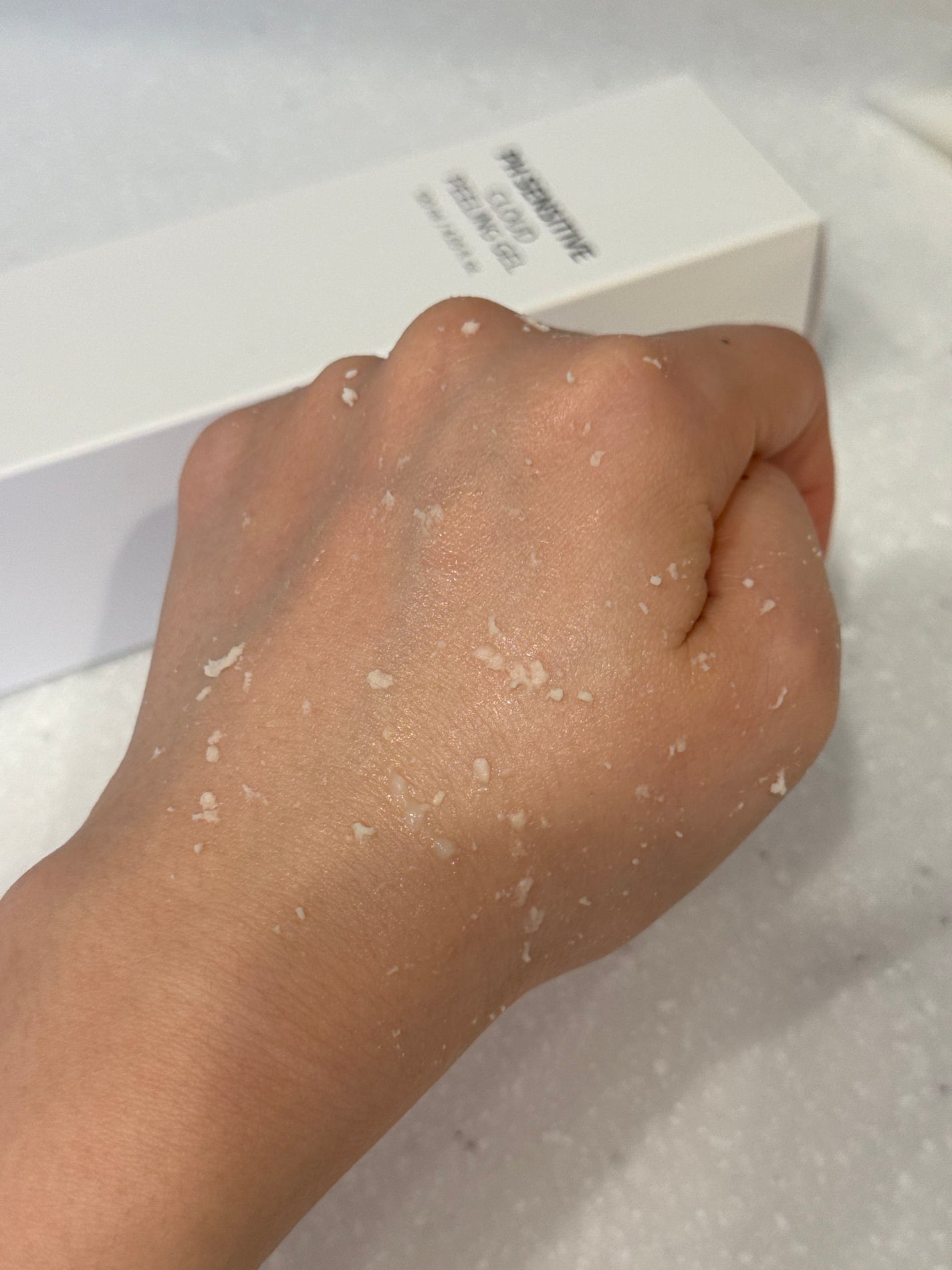 PHセンシティブクラウドピーリングジェル/SAM'U/ピーリングを使ったクチコミ(3枚目)