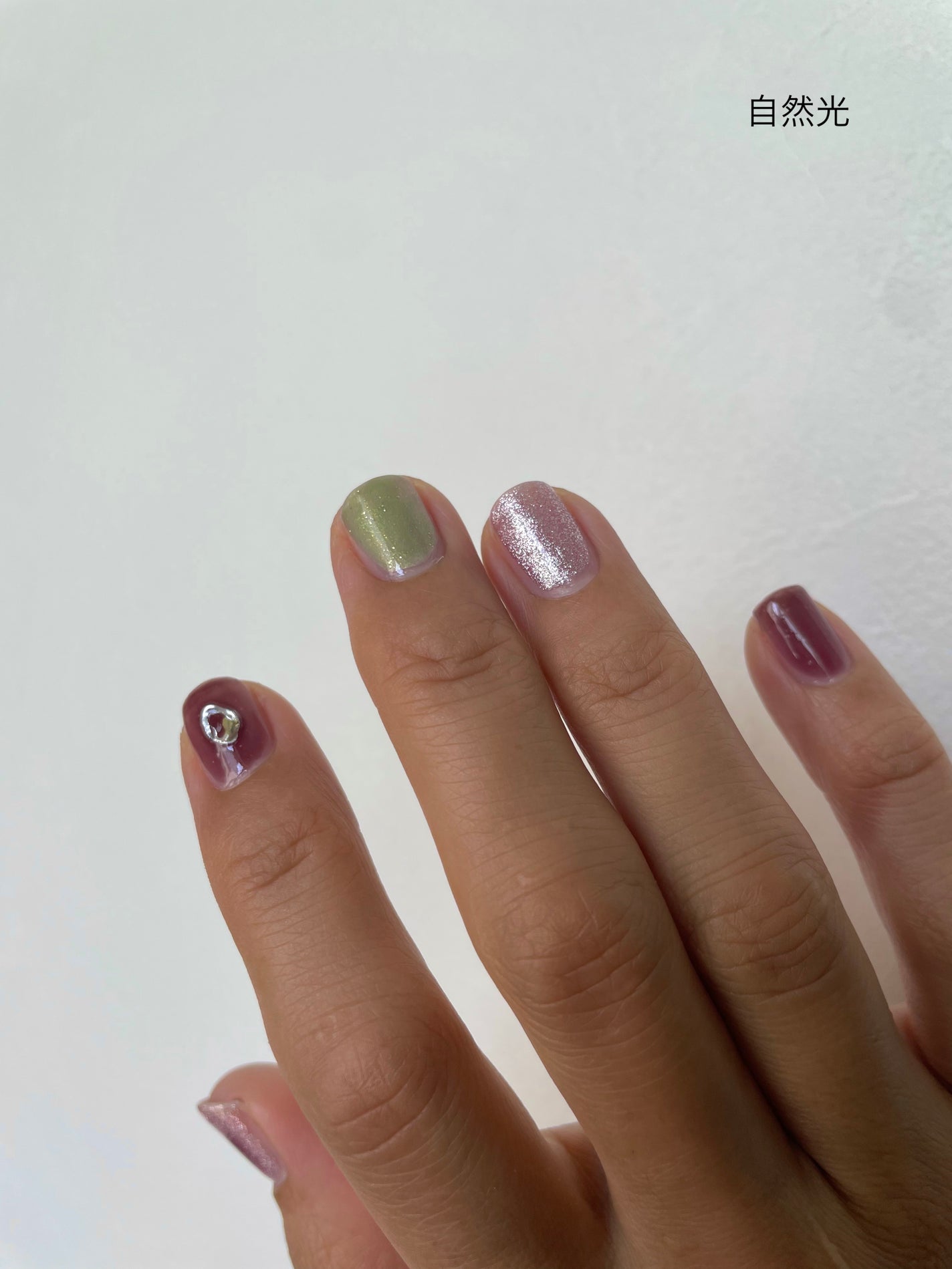 カラフルネイルズ/キャンメイク/マニキュアを使ったクチコミ(2枚目)