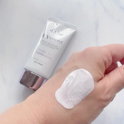 ダルバ ウォータフル トーンアップ サンクリーム(パープル)/ダルバ/日焼け止めクリームを使ったクチコミ(4枚目)