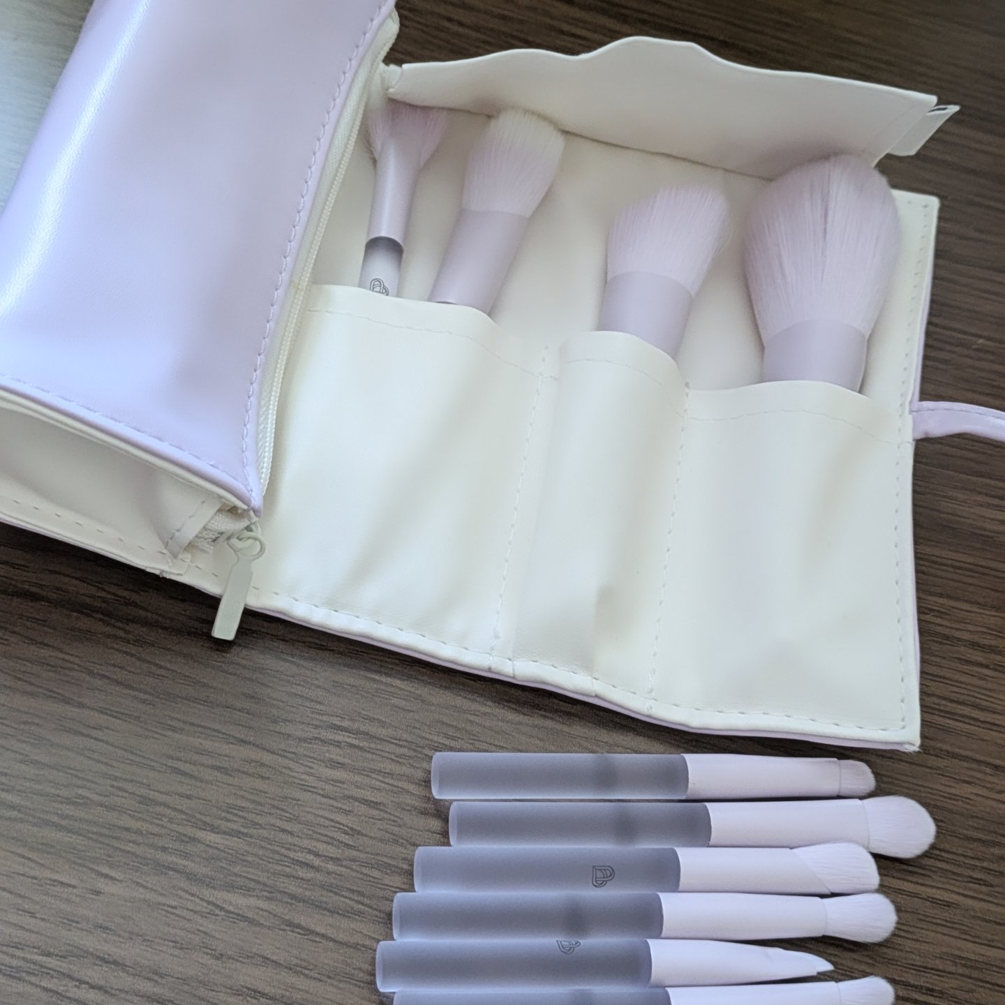 ブロッサム ふんわり抗菌ミニメイクブラシ 11本セット/BLJ/メイクブラシを使ったクチコミ（1枚目）