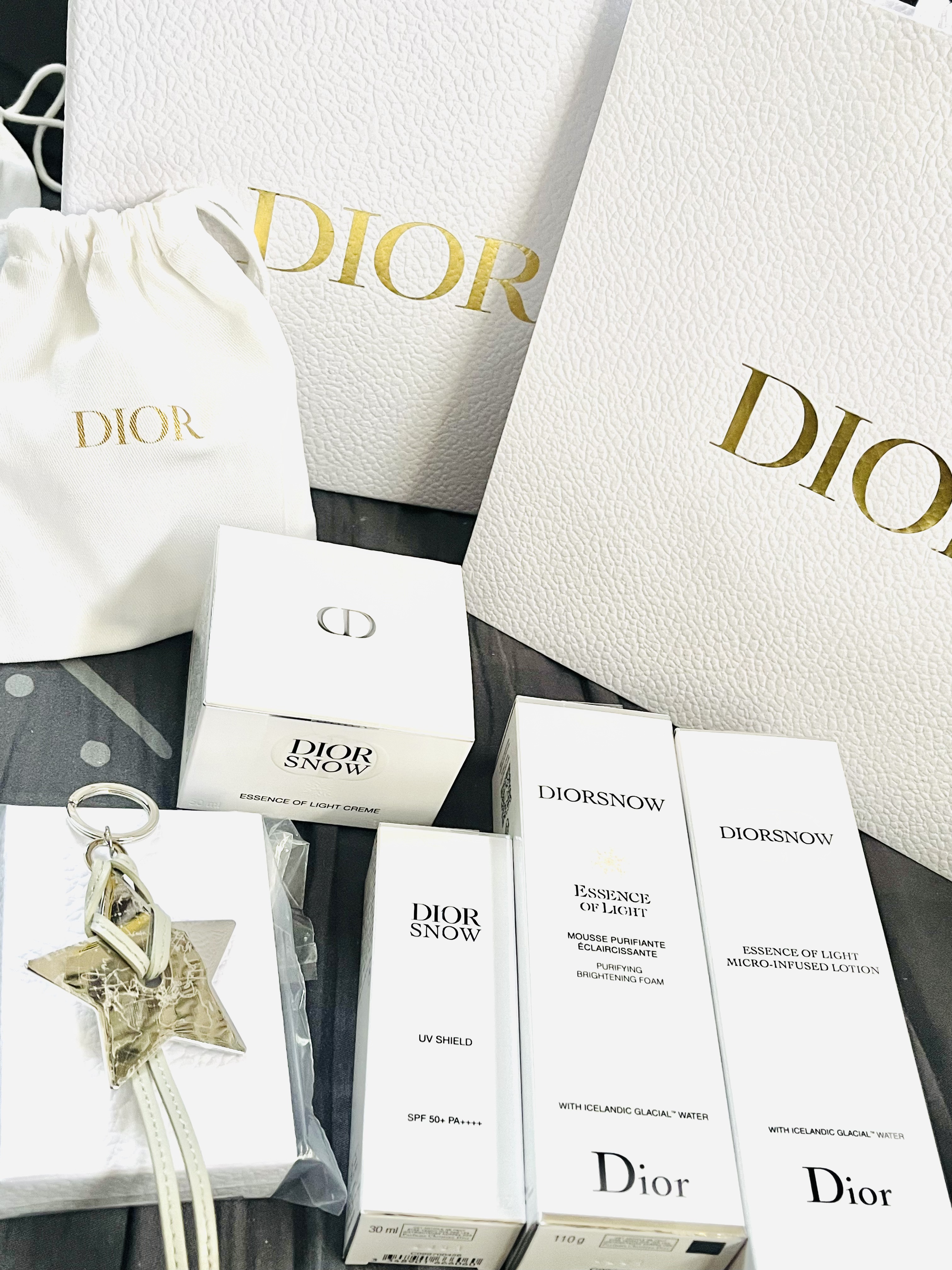 ディオール スノー ライト フォーム/Dior/洗顔フォームを使ったクチコミ（1枚目）