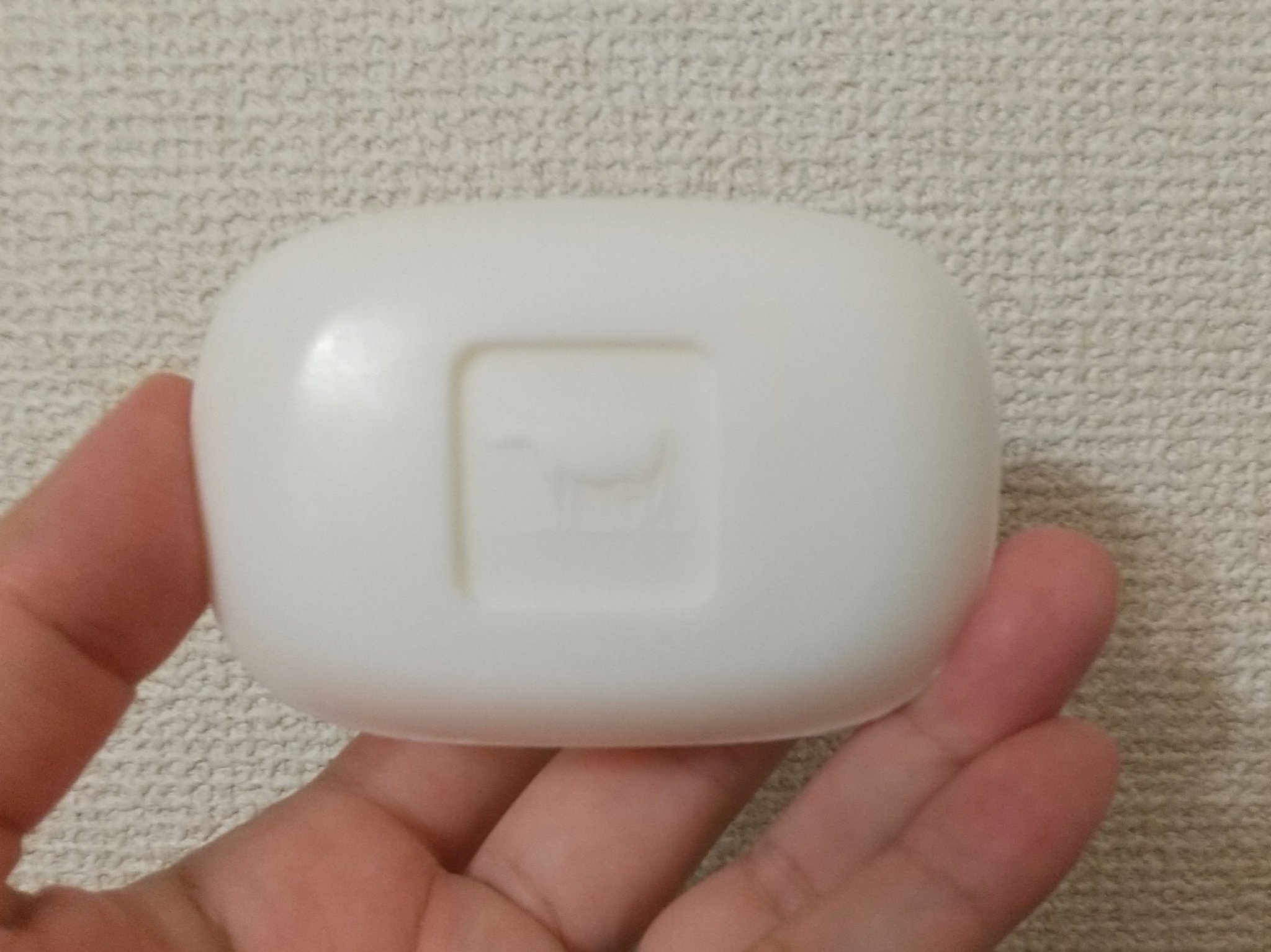 赤箱 (しっとり)/カウブランド/洗顔石鹸を使ったクチコミ（3枚目）