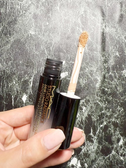 スタジオ ラディアンス 24 ルミナス コンシーラー/M・A・C/リキッドコンシーラーを使ったクチコミ(4枚目)