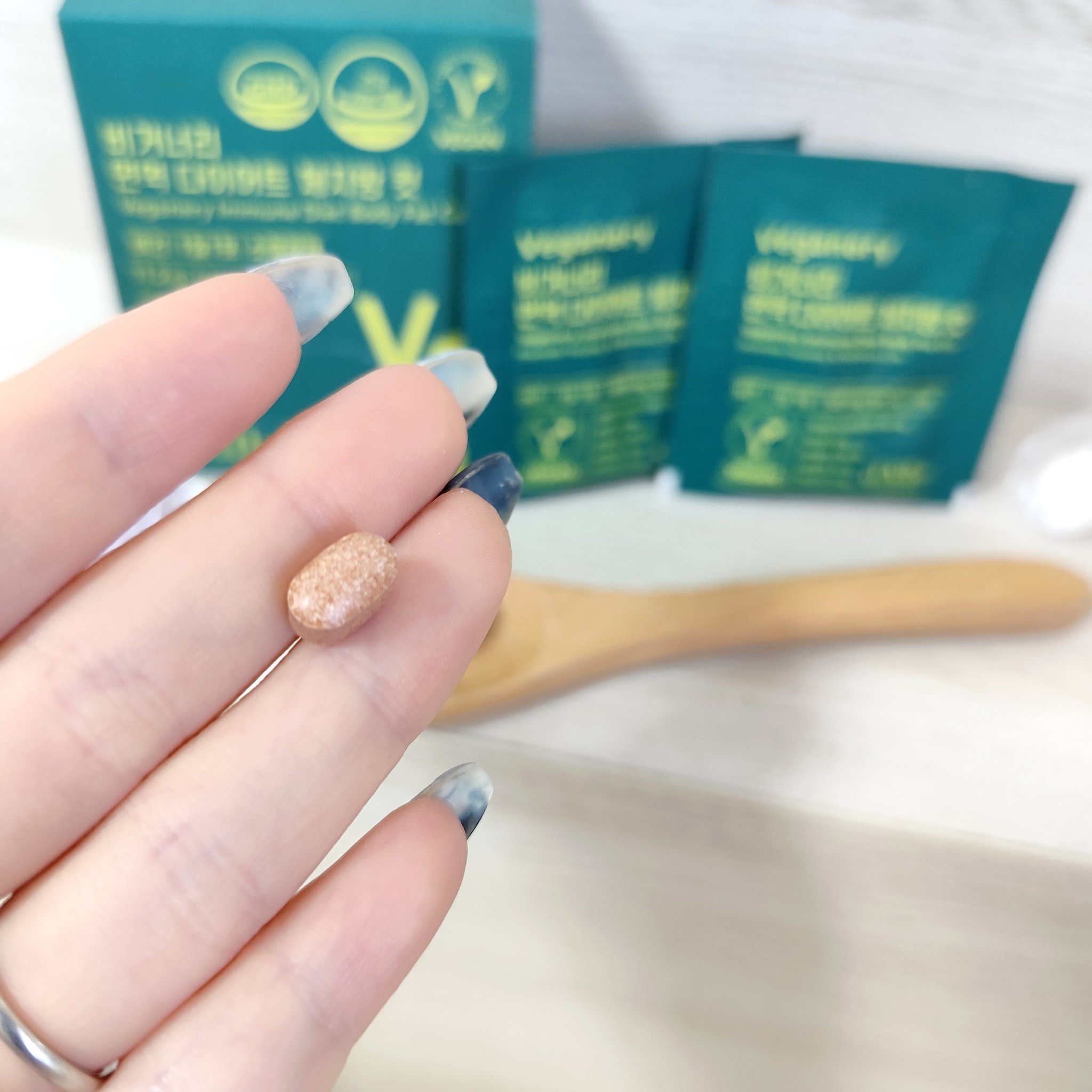 ヴィーガナリー免疫ダイエット 体脂肪カット (シャインマスカット味)/ダルバ/美容サプリメントを使ったクチコミ（3枚目）