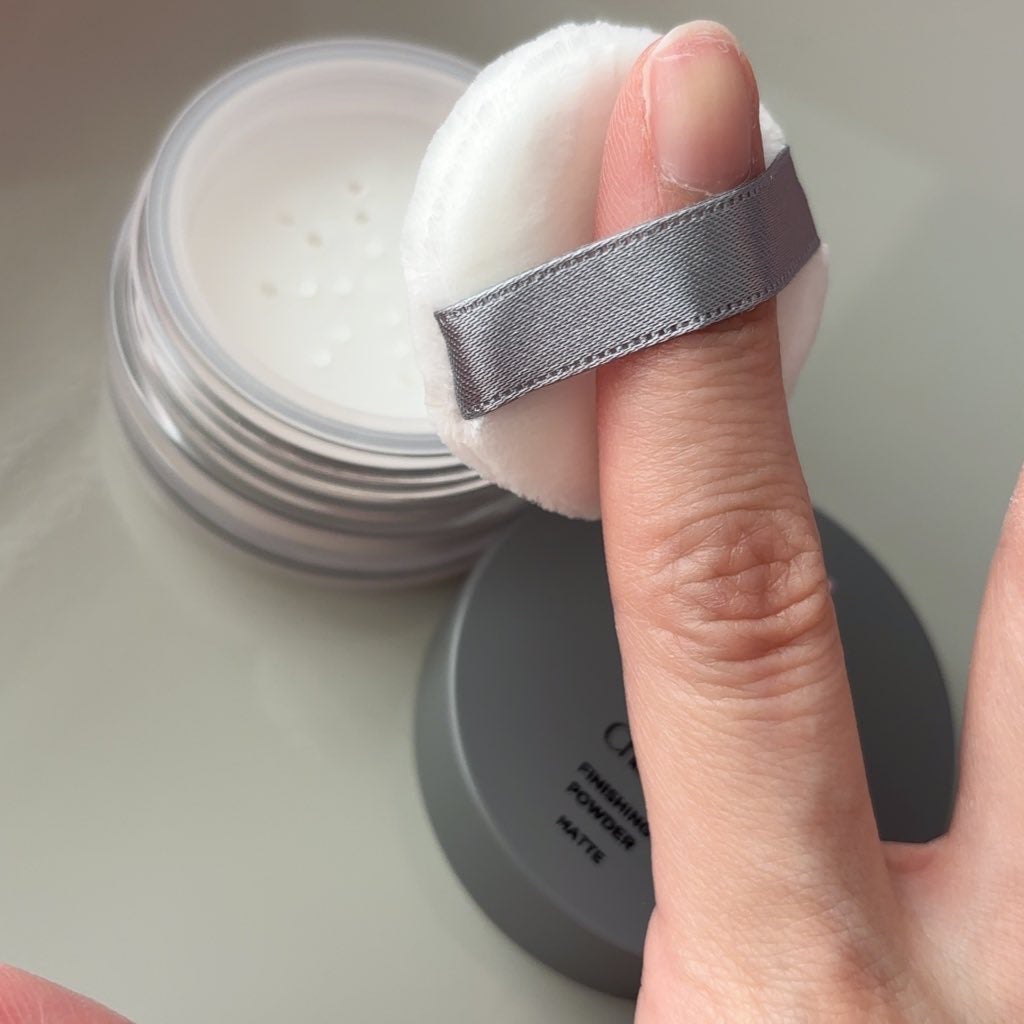 フィニッシングパウダー マット/チャコット・コスメティクス/ルースパウダーを使ったクチコミ(3枚目)