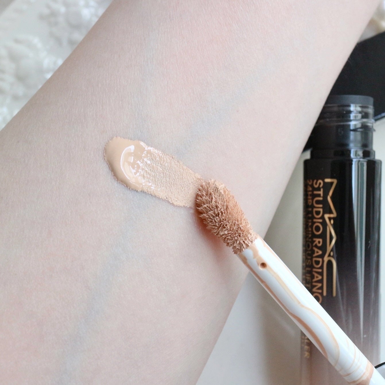 スタジオ ラディアンス 24 ルミナス コンシーラー/M・A・C/リキッドコンシーラーを使ったクチコミ(5枚目)