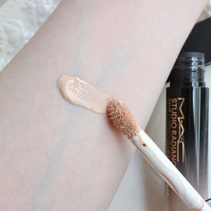 スタジオ ラディアンス 24 ルミナス コンシーラー/M・A・C/リキッドコンシーラーを使ったクチコミ(5枚目)