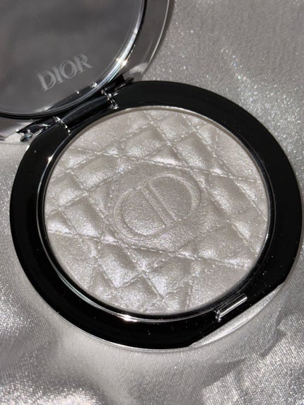 ディオールスキン フォーエヴァー グロウ ルミナイザー/Dior/ハイライトを使ったクチコミ(2枚目)