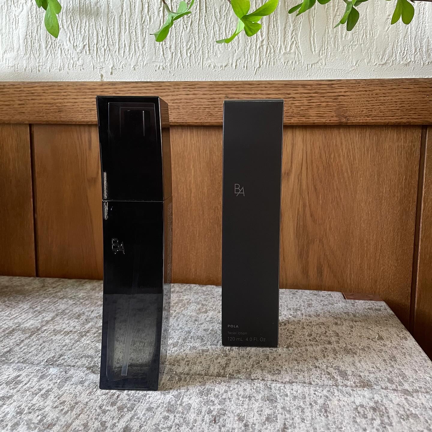 xのプレゼントキャンペーンに当選しいただきました✨

B.A ローション イマース

糖化汗による毛穴ダメージから肌を守り、透明感あふれるようなハリ肌を目指す特徴がある化粧水だそう。

シャバっとみずみずしいテクスチャーが素早くなじんでくれ