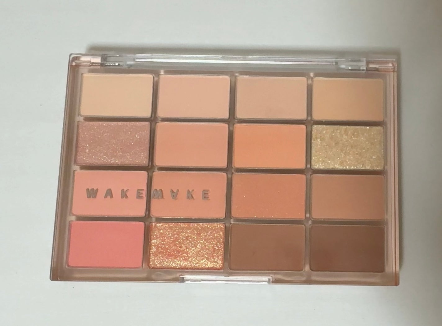 ソフトブラーリングアイパレット/wakemake/アイシャドウパレットを使ったクチコミ(1枚目)