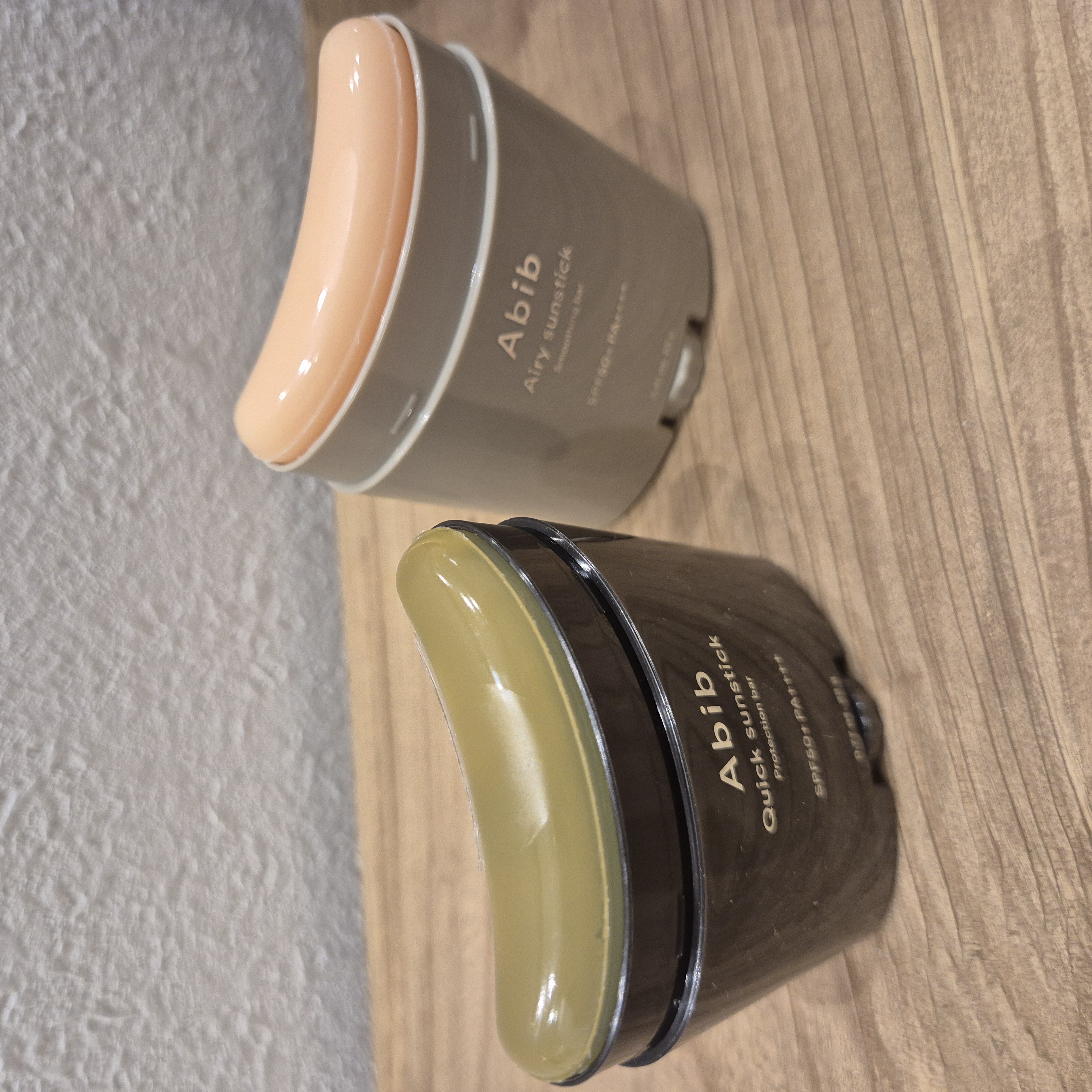 エアリーサンスティックスムージングバー/Abib /日焼け止めスティックを使ったクチコミ（2枚目）