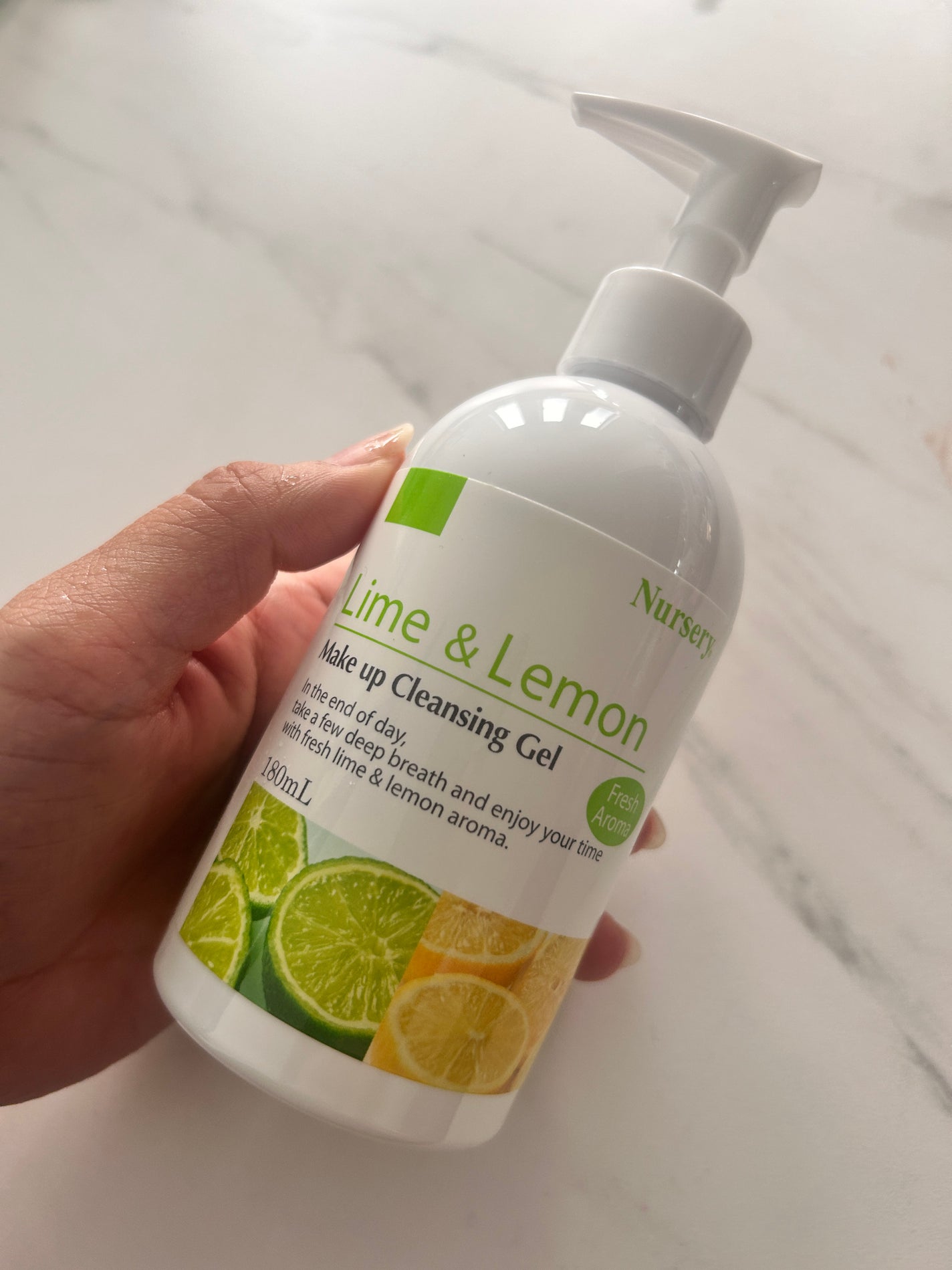 Wクレンジングジェルライム&レモン/Nursery(ナーセリー)/クレンジングジェルを使ったクチコミ(3枚目)