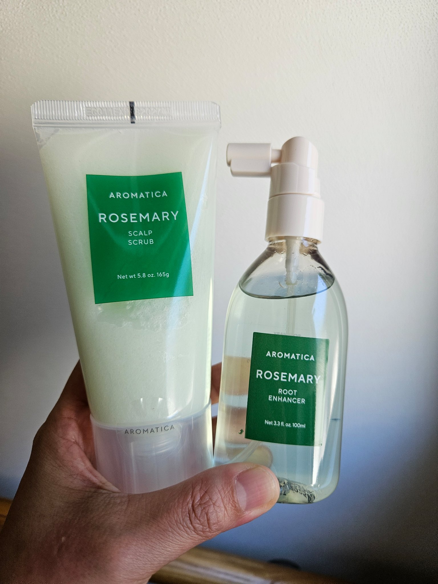 ローズマリールートエンハンサー/AROMATICA/頭皮ローションを使ったクチコミ（1枚目）