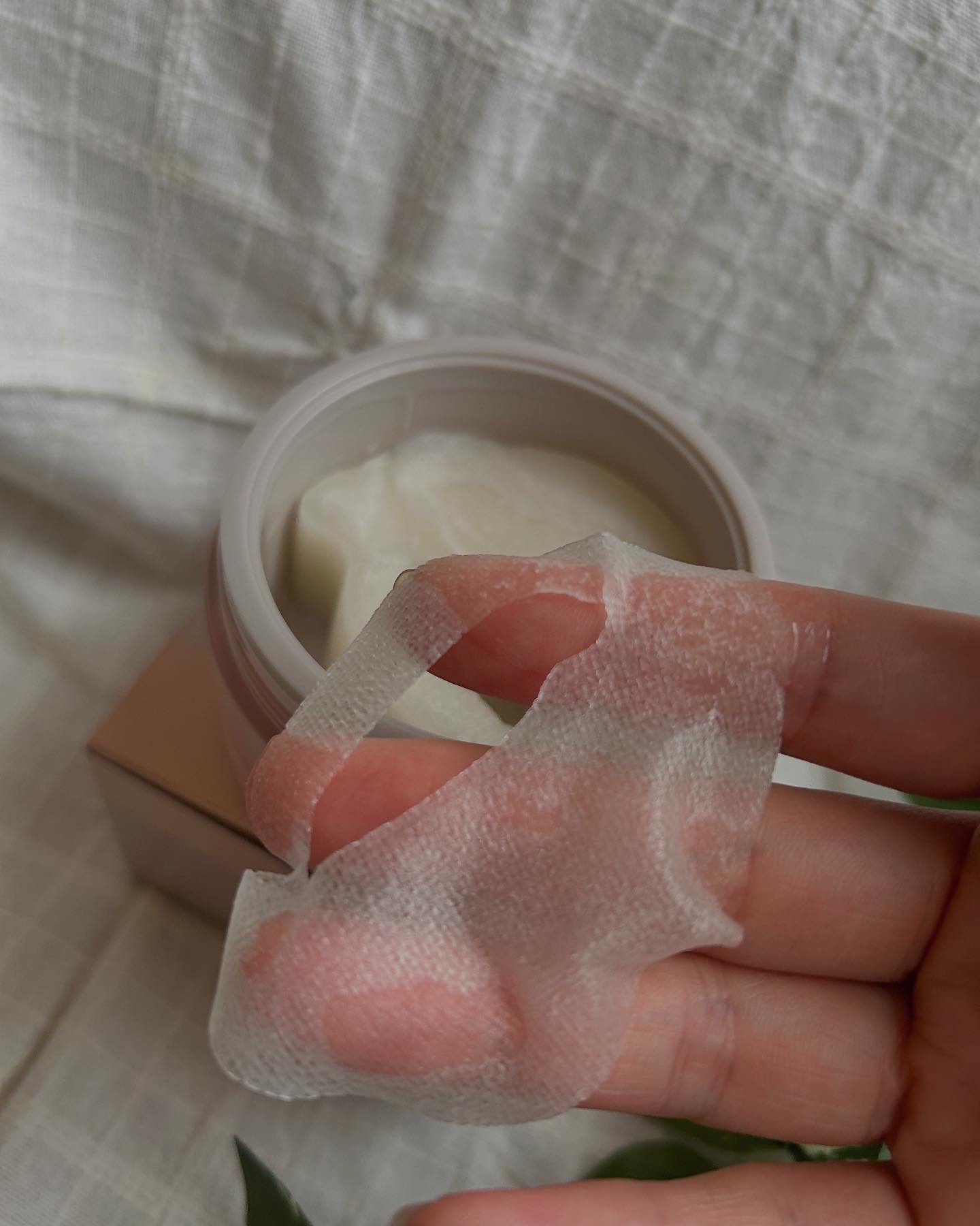 ビューティーアイズ エッセンスシート プレミアム プラス/AXXZIA/アイケア・アイクリームを使ったクチコミ（3枚目）