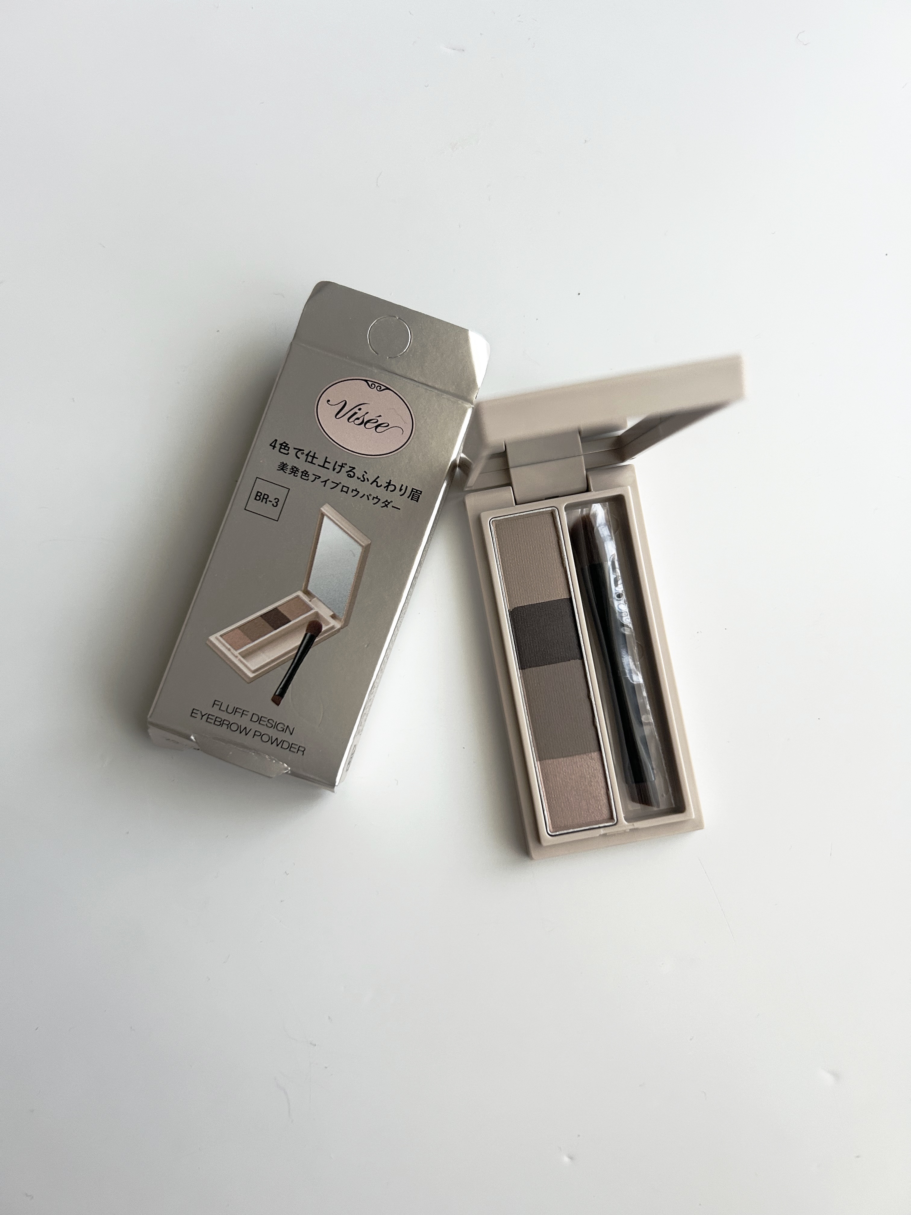 フラッフデザイン アイブロウパウダー/Visée/パウダーアイブロウを使ったクチコミ（1枚目）