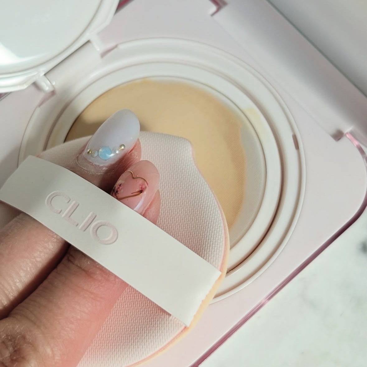 キル カバー メッシュ グロウ クッション 03 LINEN(MINI)/CLIO/クッションファンデーションを使ったクチコミ（2枚目）