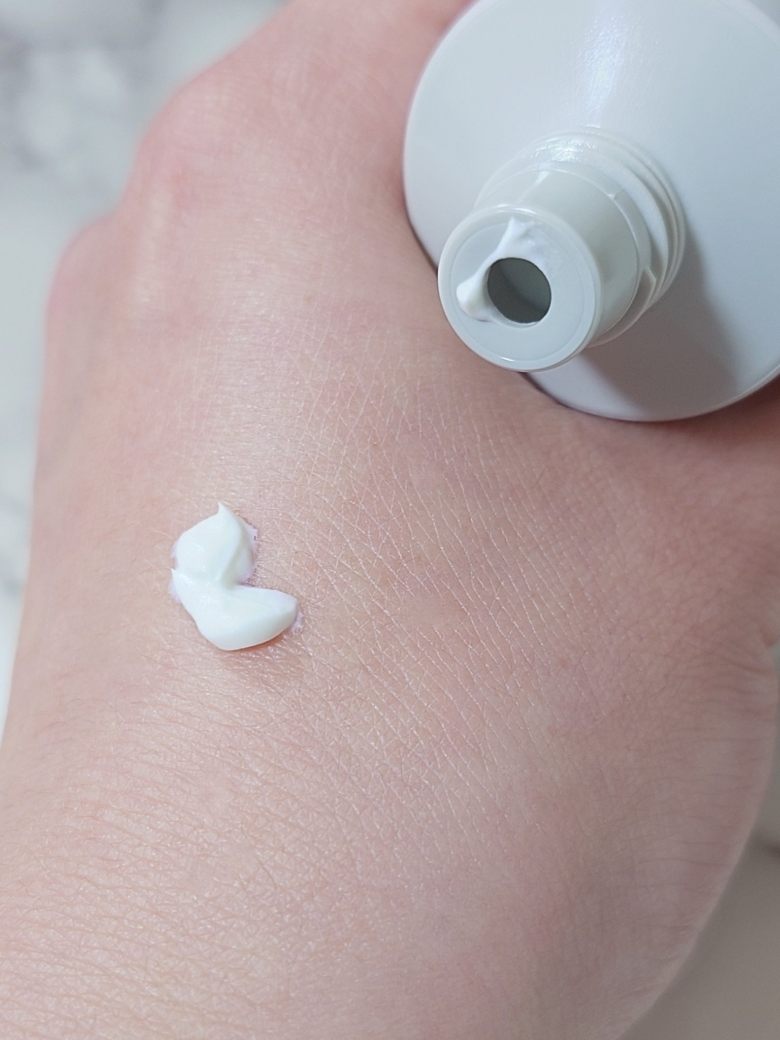 ソリスト スムースUV パウダリークリーム/ナリス化粧品/日焼け止めクリームを使ったクチコミ（2枚目）