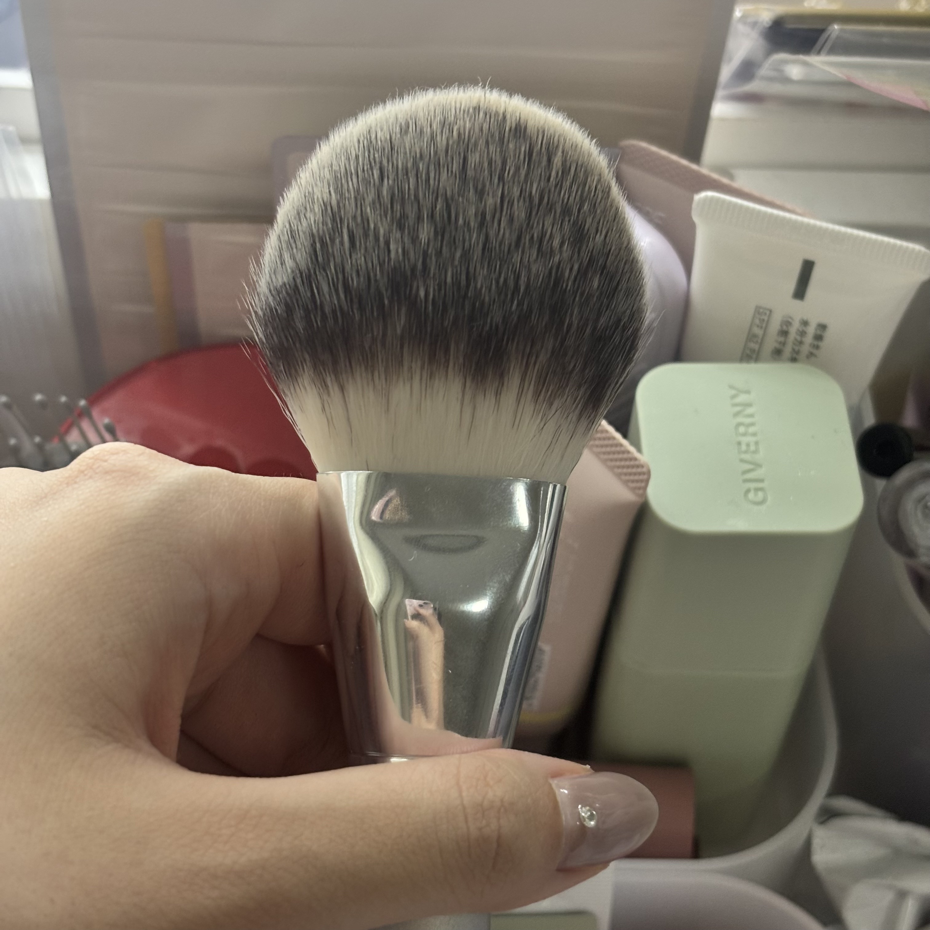 パウダーファンブラシ/ロージーローザ/メイクブラシを使ったクチコミ（3枚目）