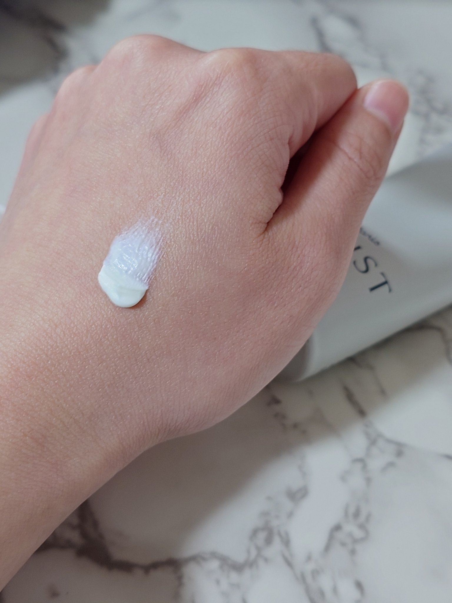 ソリスト スムースUV パウダリークリーム/ナリス化粧品/日焼け止めクリームを使ったクチコミ（3枚目）