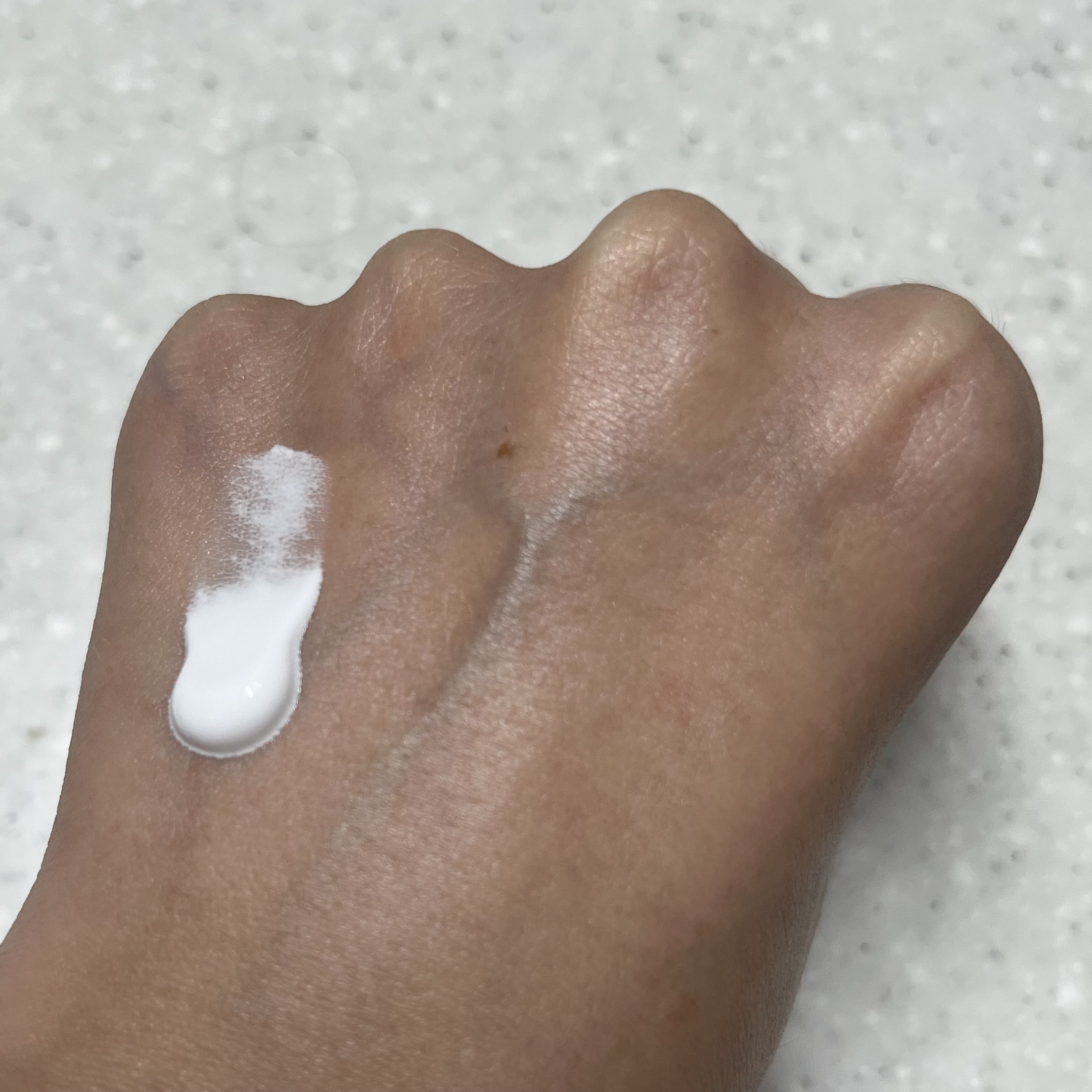 オールアバウトグロウトーンアップクリーム/CHASIN'RABBITS/化粧下地を使ったクチコミ（3枚目）