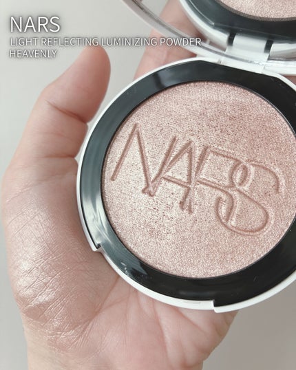 NARS ライトリフレクティング ルミナイジングパウダー/NARS/パウダーハイライトを使ったクチコミ(5枚目)