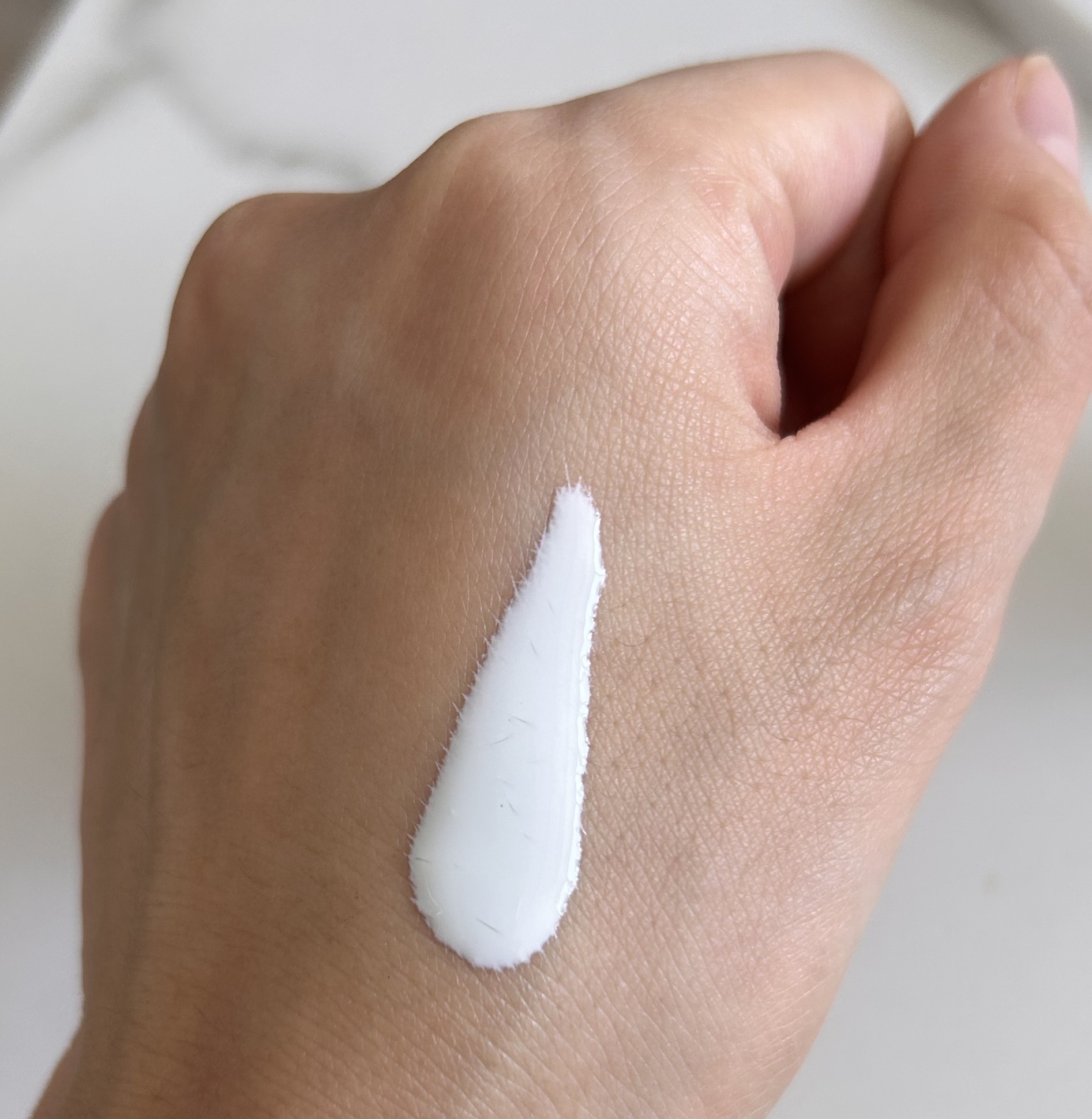 皮脂テカリ防止下地/CEZANNE/化粧下地を使ったクチコミ（3枚目）