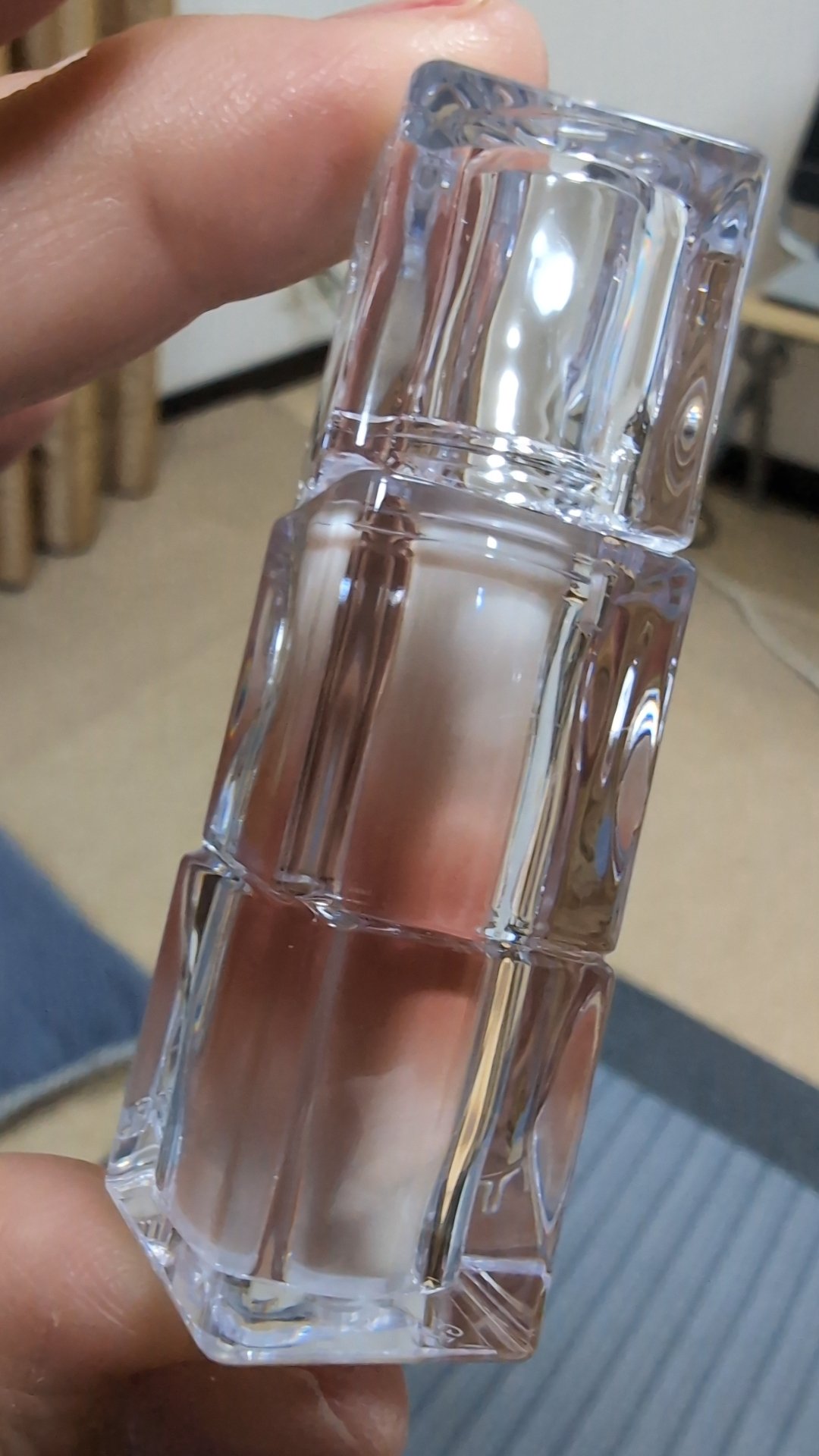 ウォーターリズムグロウティント 25 NUTTY PINK（ミニ） /TIRTIR(ティルティル)/リップティントを使ったクチコミ（2枚目）