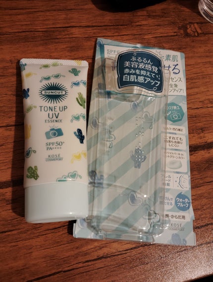 トーンアップUV エッセンス/サンカット®/日焼け止めローションを使ったクチコミ(1枚目)
